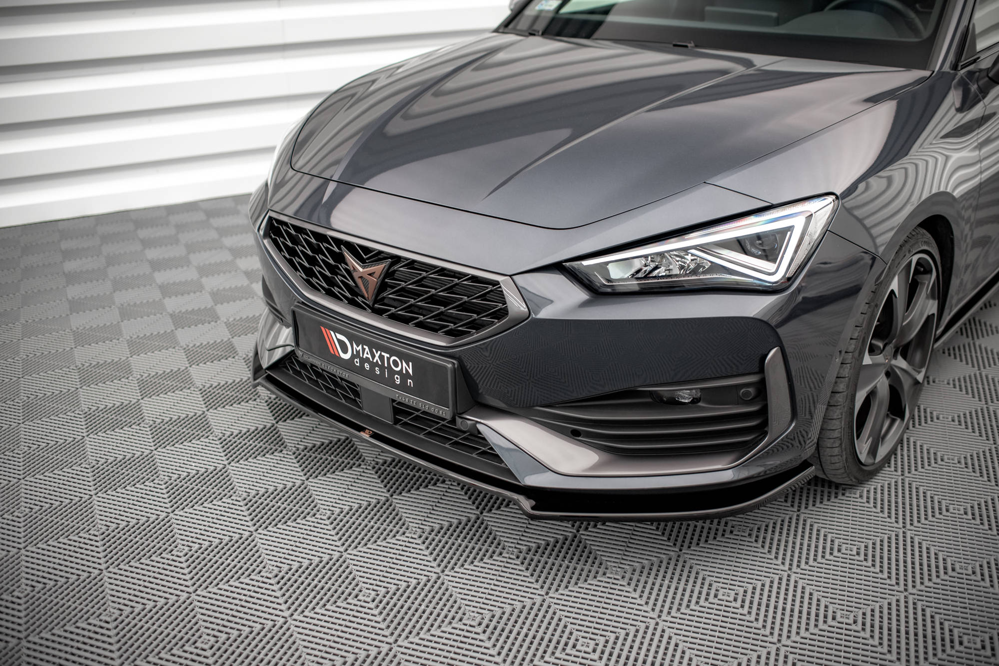 Maxton Design Front Ansatz V.2 für Cupra Leon schwarz Hochglanz