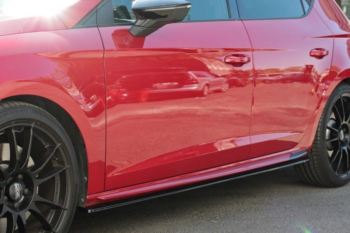 Maxton Design Seitenschweller Ansatz Cup Leisten V.2 für Seat Leon Mk3 Cupra/ FR Facelift schwarz Hochglanz