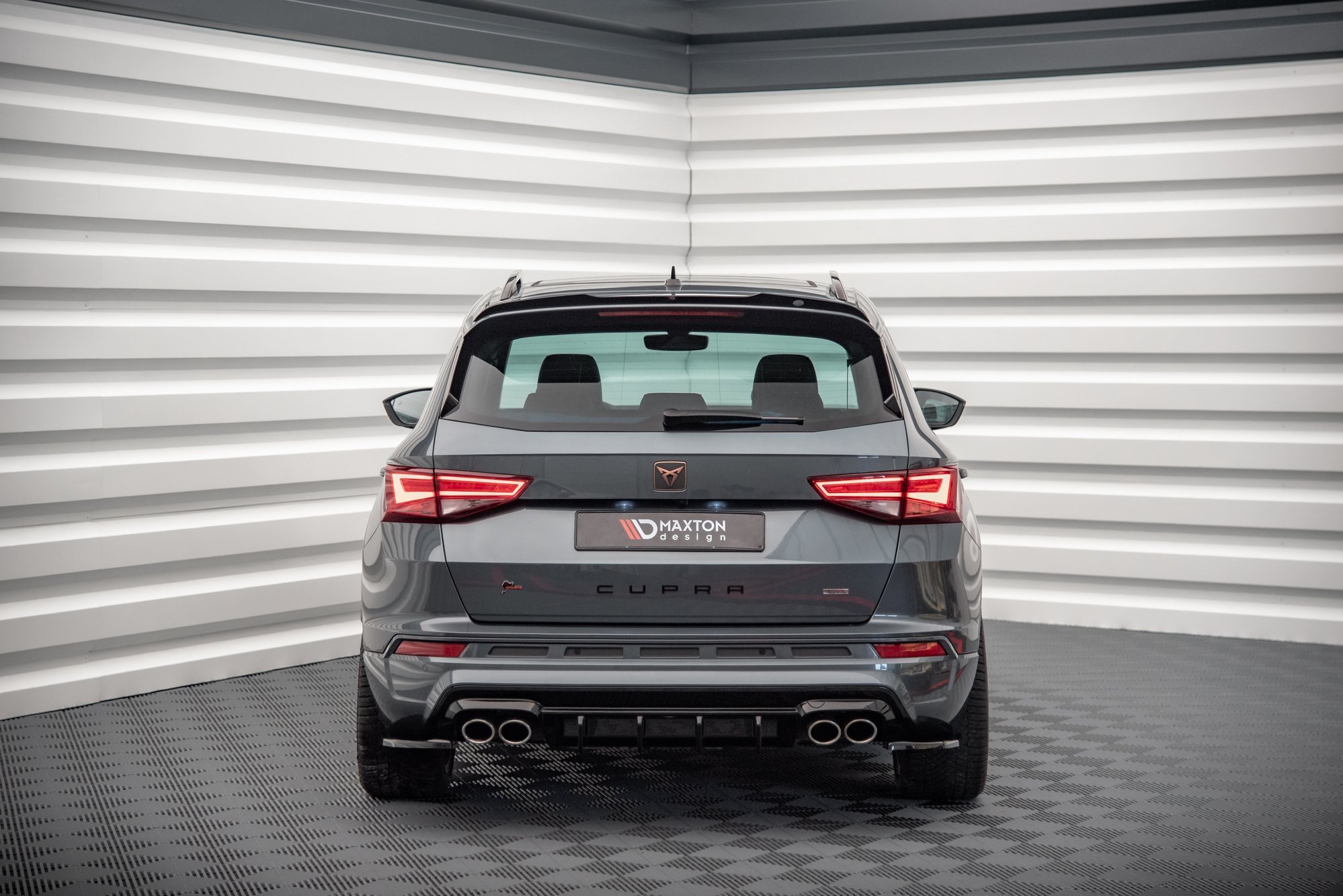 Maxton Design Heck Ansatz Flaps Diffusor für Cupra Ateca schwarz Hochglanz