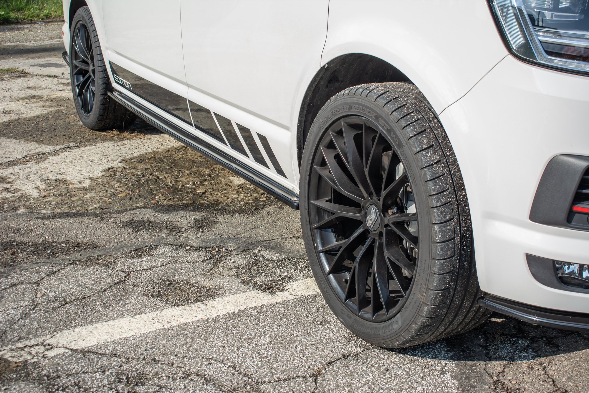 Maxton Design Seitenschweller Ansatz für Volkswagen T6 schwarz Hochglanz Maxton Design Seitenschweller Ansatz für Volkswagen T6 schwarz Hochglanz