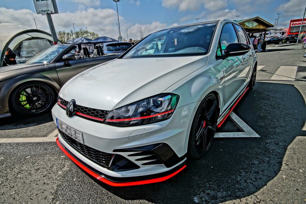 Maxton Design Front Ansatz für VW GOLF Mk7 GTI CLUBSPORT
