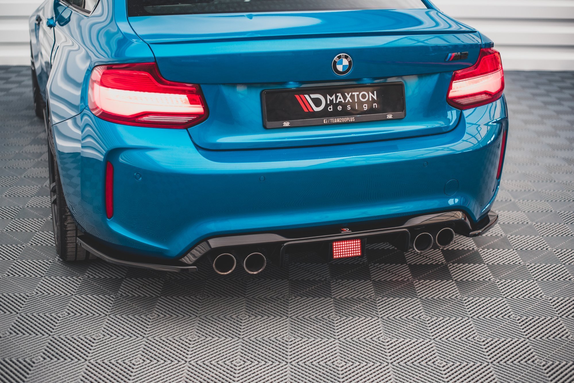 Maxton Design Diffusor Heck Ansatz für BMW M2 F87 schwarz Hochglanz