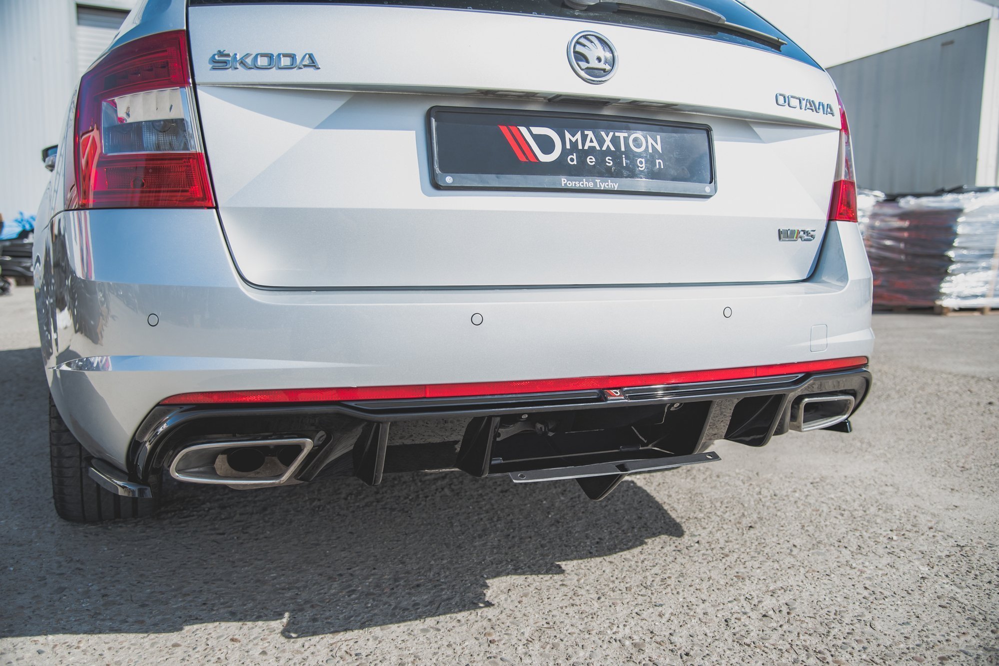 Maxton Design Diffusor Heck Ansatz V.2 Schwarz Hochglanz für Skoda Octavia RS Mk3 / Mk3 FL Hatchback / Kombi DIESEL Maxton Design Diffusor Heck Ansatz V.2 Schwarz Hochglanz für Skoda Octavia RS Mk3 / Mk3 FL Hatchback / Kombi DIESEL
