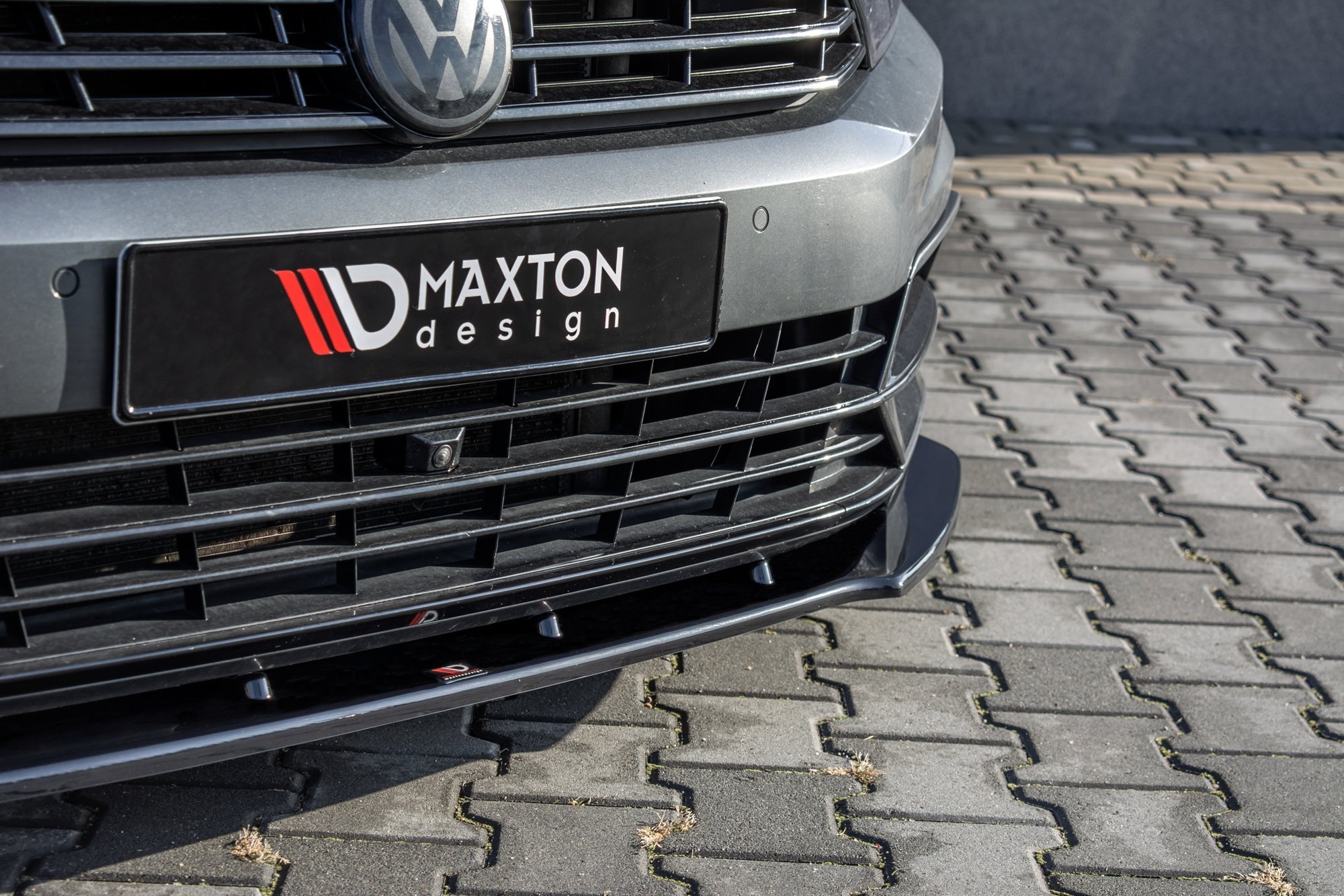 Maxton Design Front Ansatz V.1 für Volkswagen Passat R-Line B8 schwarz Hochglanz