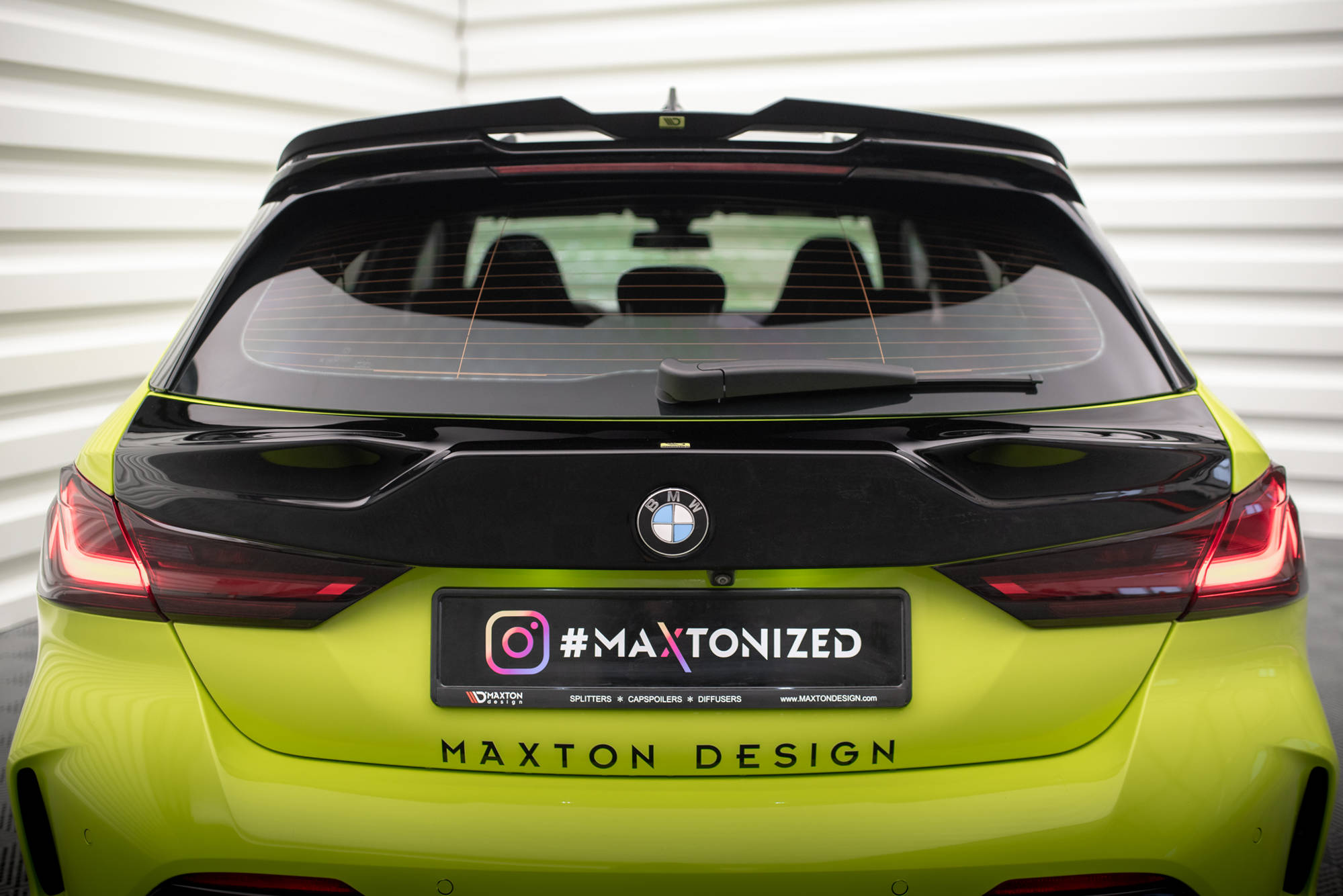 Maxton Design Heckscheiben Spoiler für BMW 1er F40 M-Paket / M135i schwarz Hochglanz