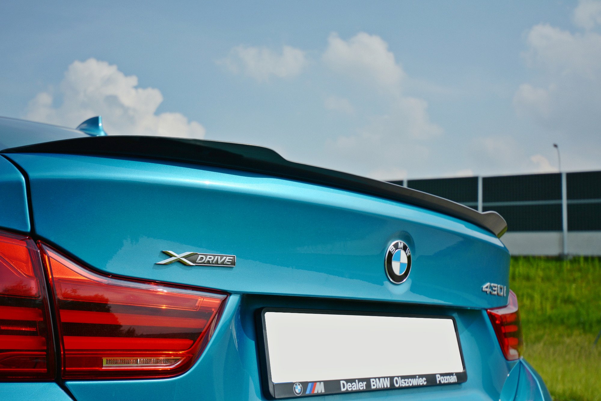 Maxton Design Spoiler CAP für BMW 4er F36 GRAN COUPÉ schwarz Hochglanz
