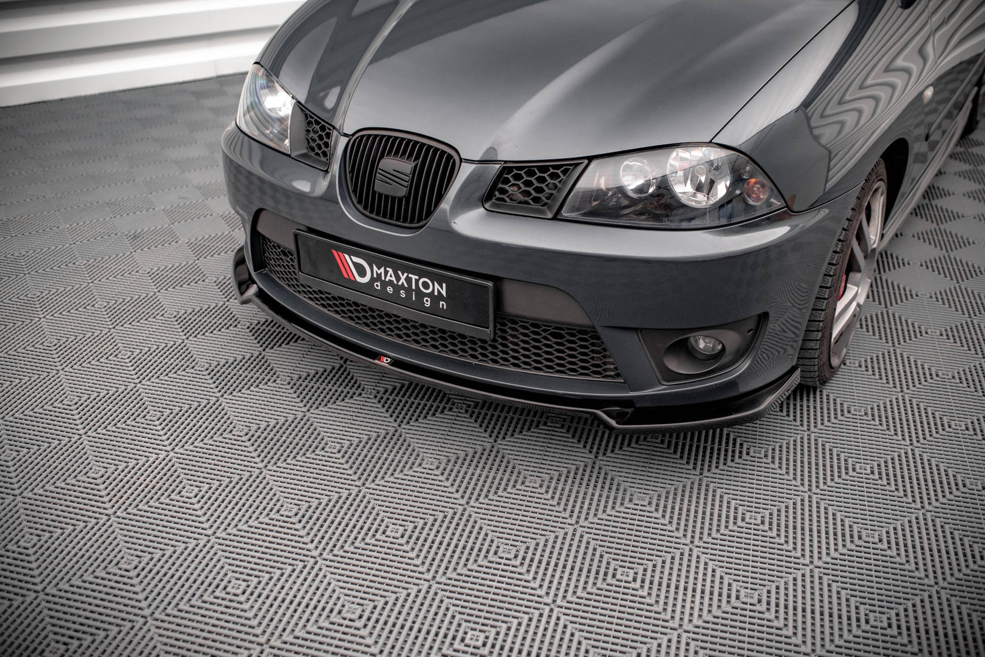 Maxton Design Front Ansatz V.3 für Seat Ibiza Cupra Mk3 schwarz Hochglanz