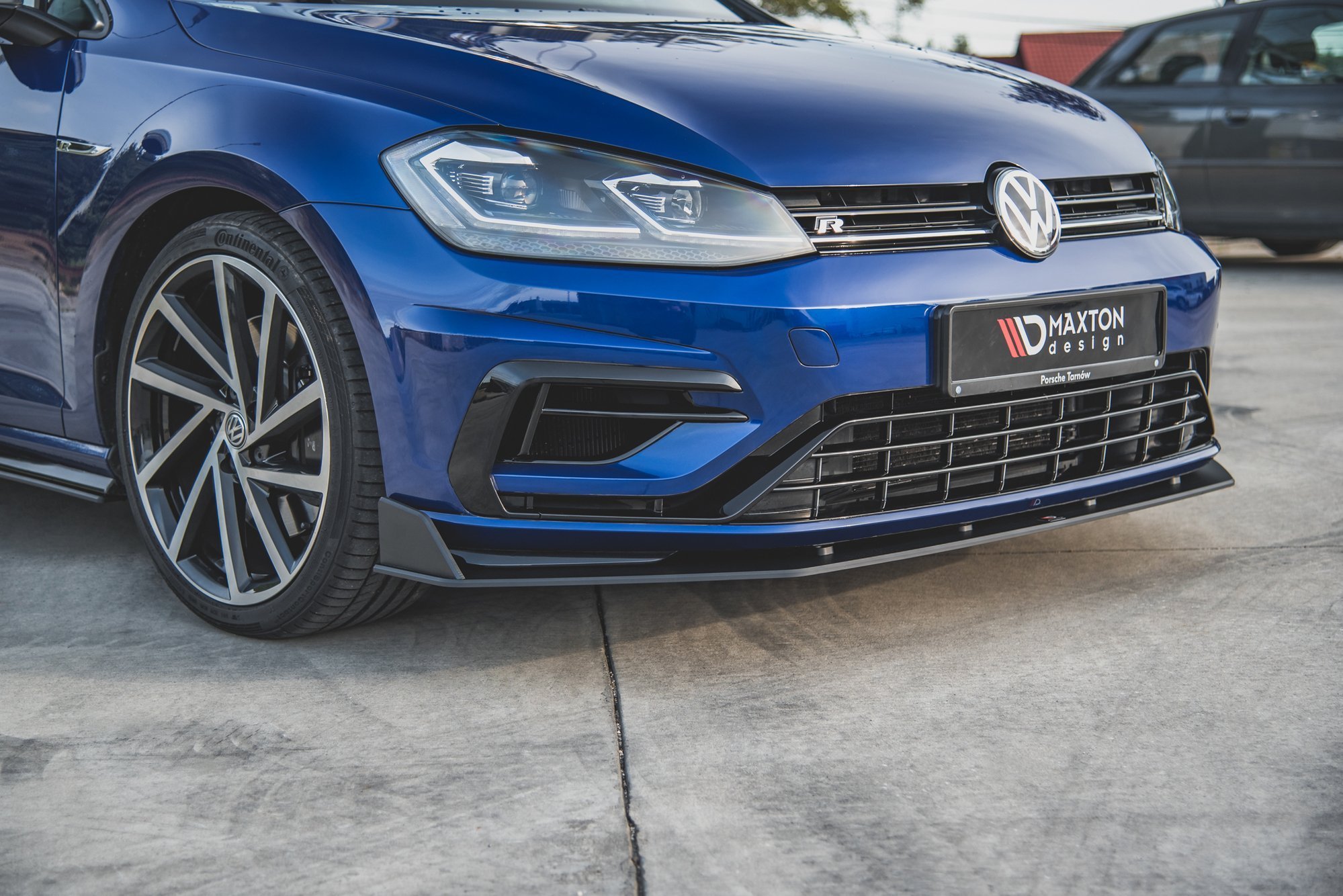 Maxton Design Robuste Racing Front Ansatz V.2 für passend für VW Golf 7 R / R-Line Facelift