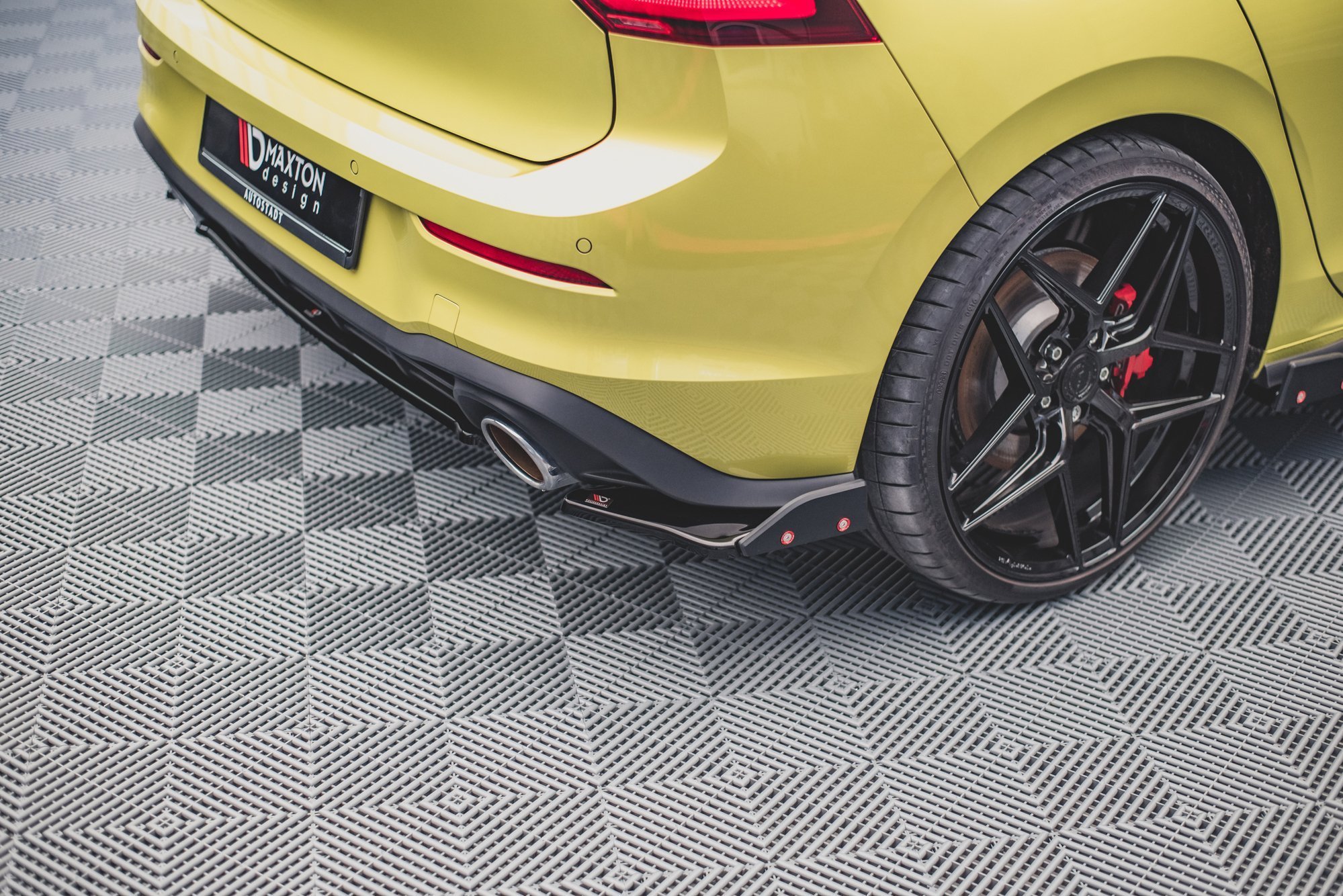 Maxton Design Heck Ansatz Flaps Diffusor V.1 +Flaps für Volkswagen Golf 8 GTI Clubsport