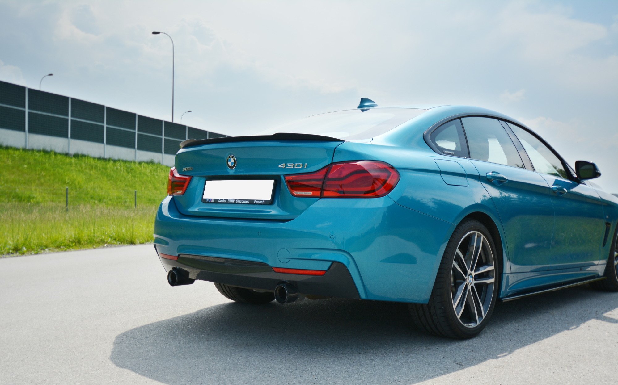 Maxton Design Spoiler CAP für BMW 4er F36 GRAN COUPÉ schwarz Hochglanz