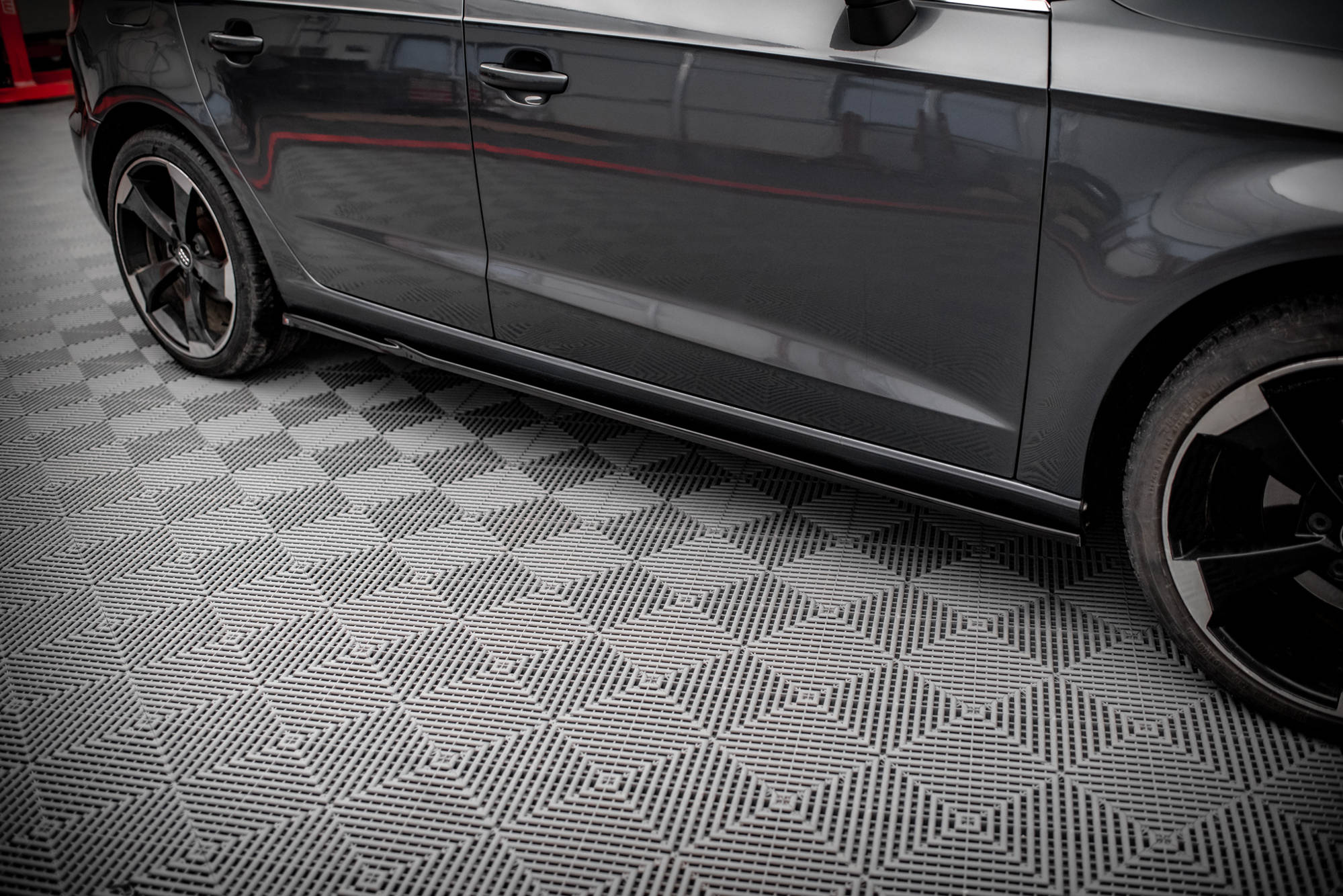 Maxton Design Seitenschweller Ansatz für Audi A3 Sportback 8V schwarz Hochglanz