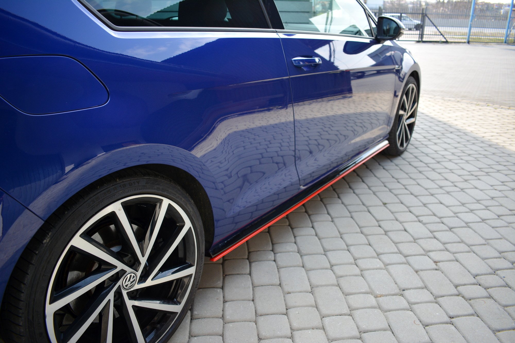 Maxton Design Seitenschweller Ansatz für V.2 für VW Golf 7 R / R-Line Facelift