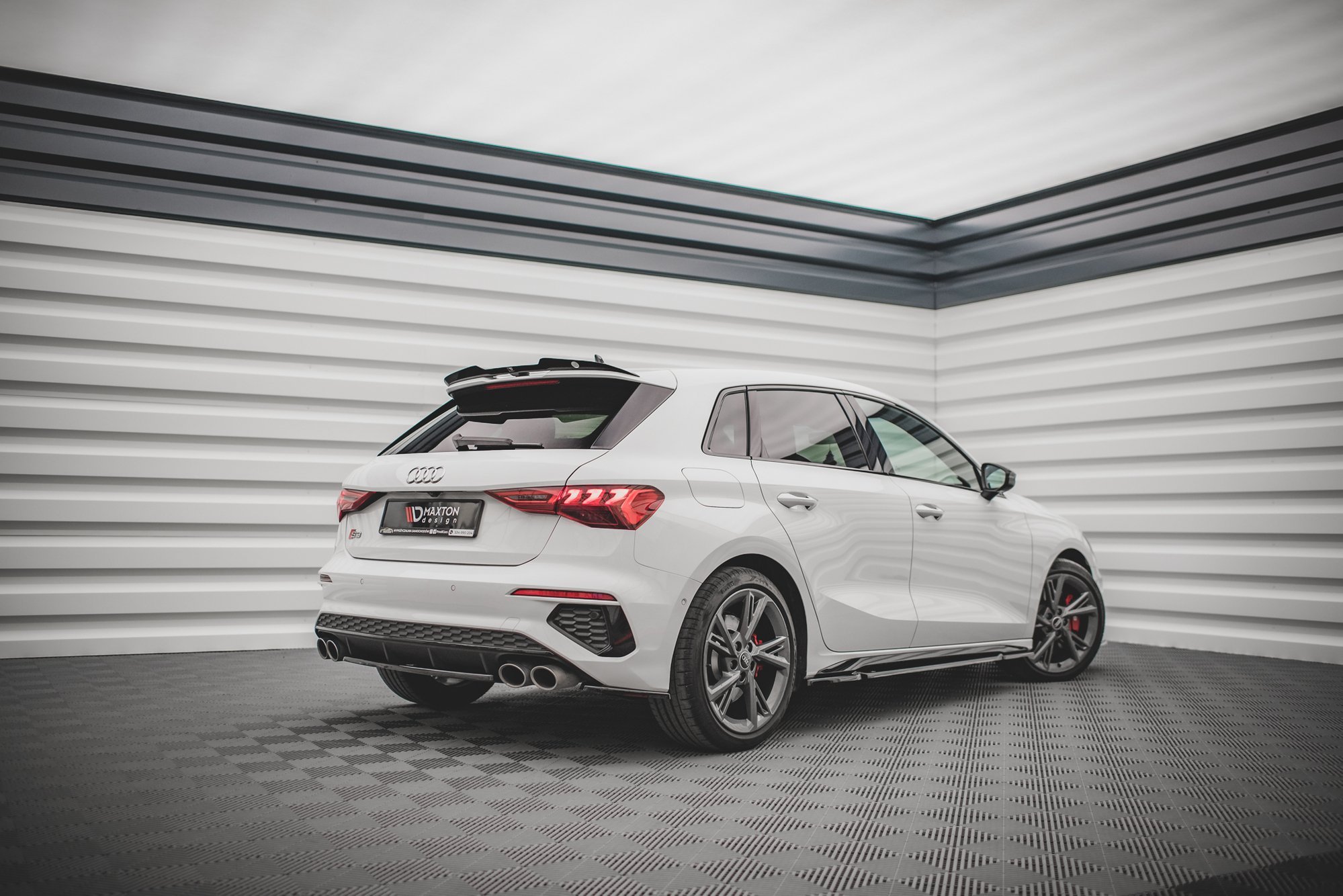 Maxton Seitenschweller Ansatz Cup Leisten für Audi S3 / A3 S-Line 8Y Maxton Seitenschweller Ansatz Cup Leisten für Audi S3 / A3 S-Line 8Y