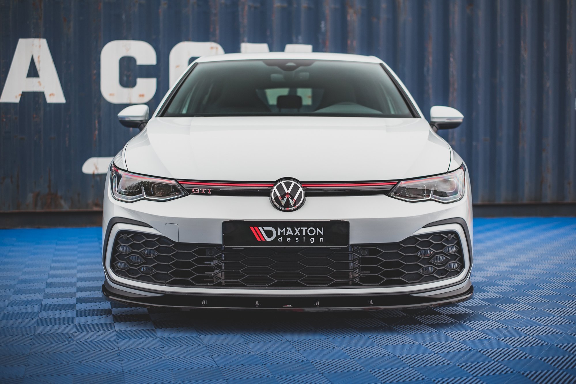 Maxton Design Front Ansatz für Volkswagen Golf 8 GTI schwarz Hochglanz