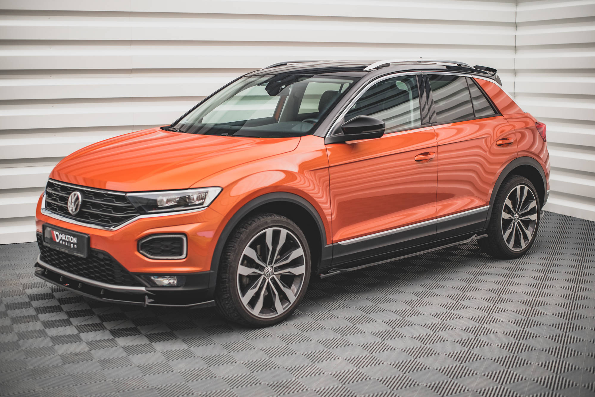 Maxton Design Seitenschweller Ansatz für Volkswagen T-Roc Mk1 schwarz Hochglanz