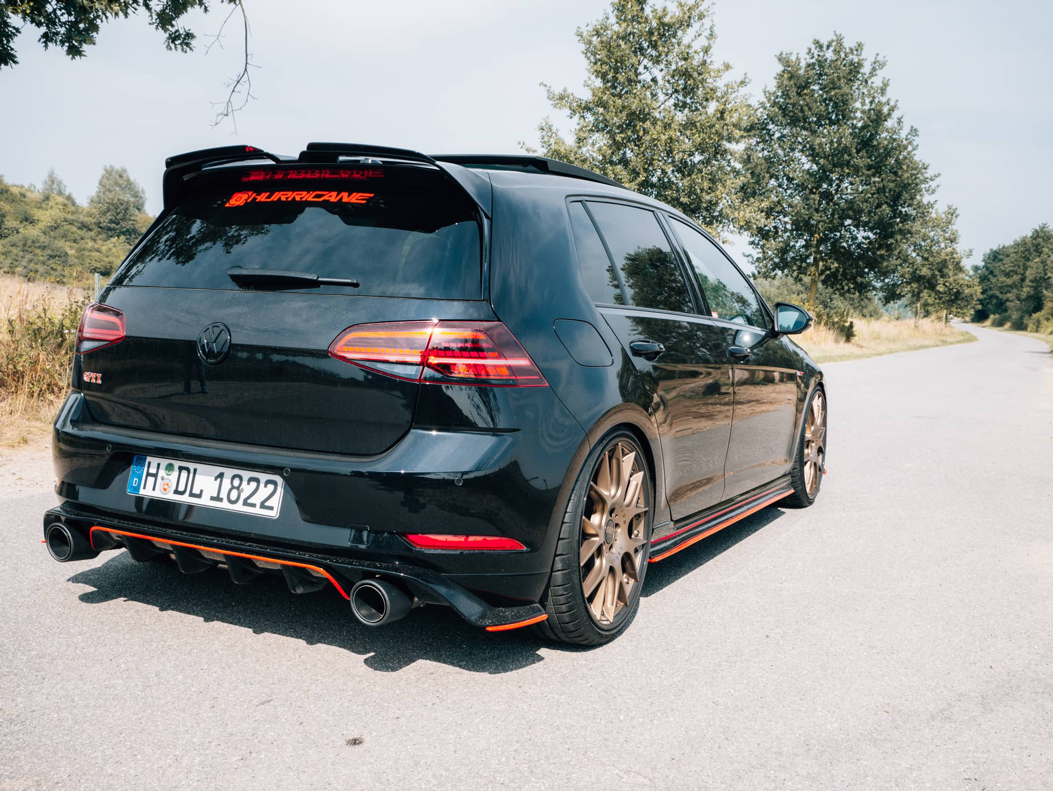 Hurricane 3,5" Auspuffanlage für VW Golf GTI 7.5 Performance FL V3 Hurricane 3,5" Auspuffanlage für VW Golf GTI 7.5 Performance FL V3