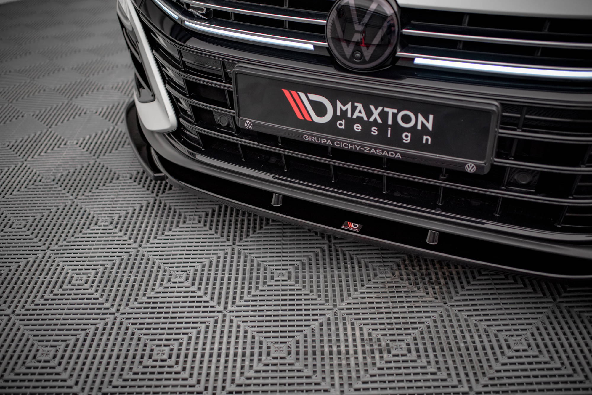 Maxton Design Front Ansatz V.1 für Volkswagen Arteon R schwarz Hochglanz