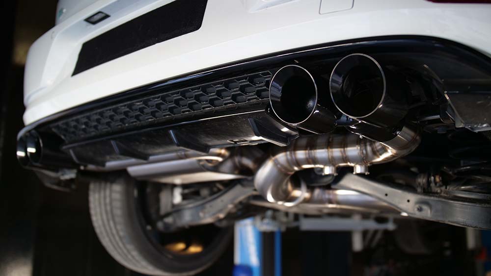 Hurricane 3,5" Auspuffanlage für VW Golf 7.5 R 310PS V2 Hurricane 3,5" Auspuffanlage für VW Golf 7.5 R 310PS V2