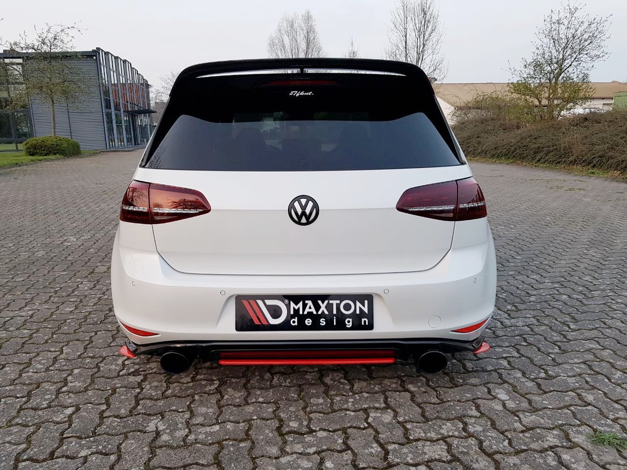Maxton Design Heck Ansatz Flaps Diffusor für VW GOLF Mk7 GTI CLUBSPORT