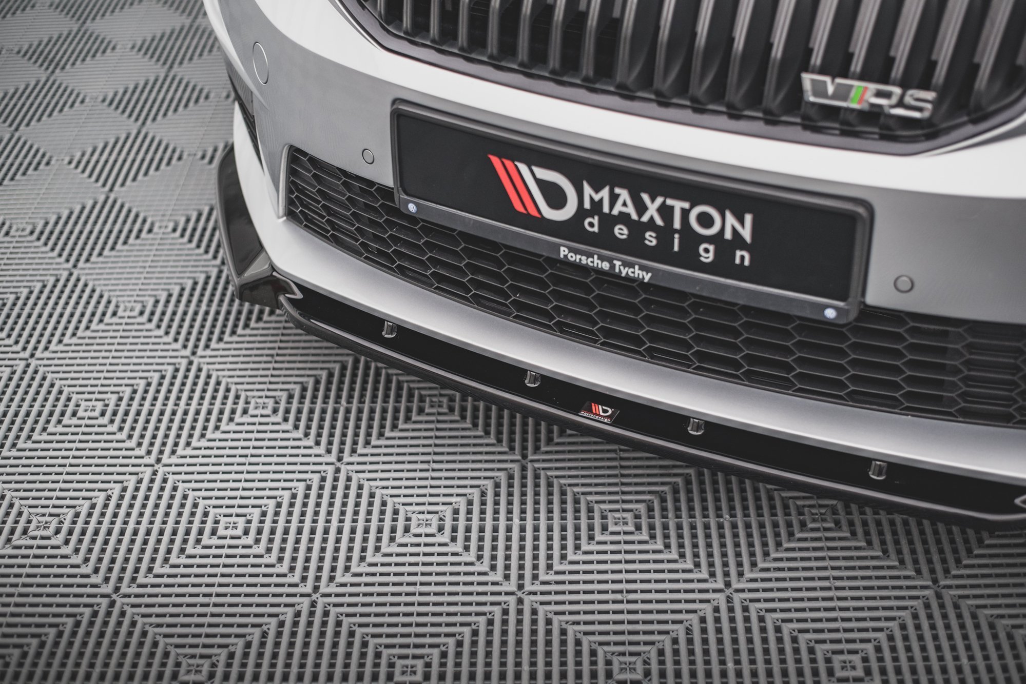 Maxton Design Front Ansatz V.3 für Skoda Octavia RS Mk3 schwarz Hochglanz