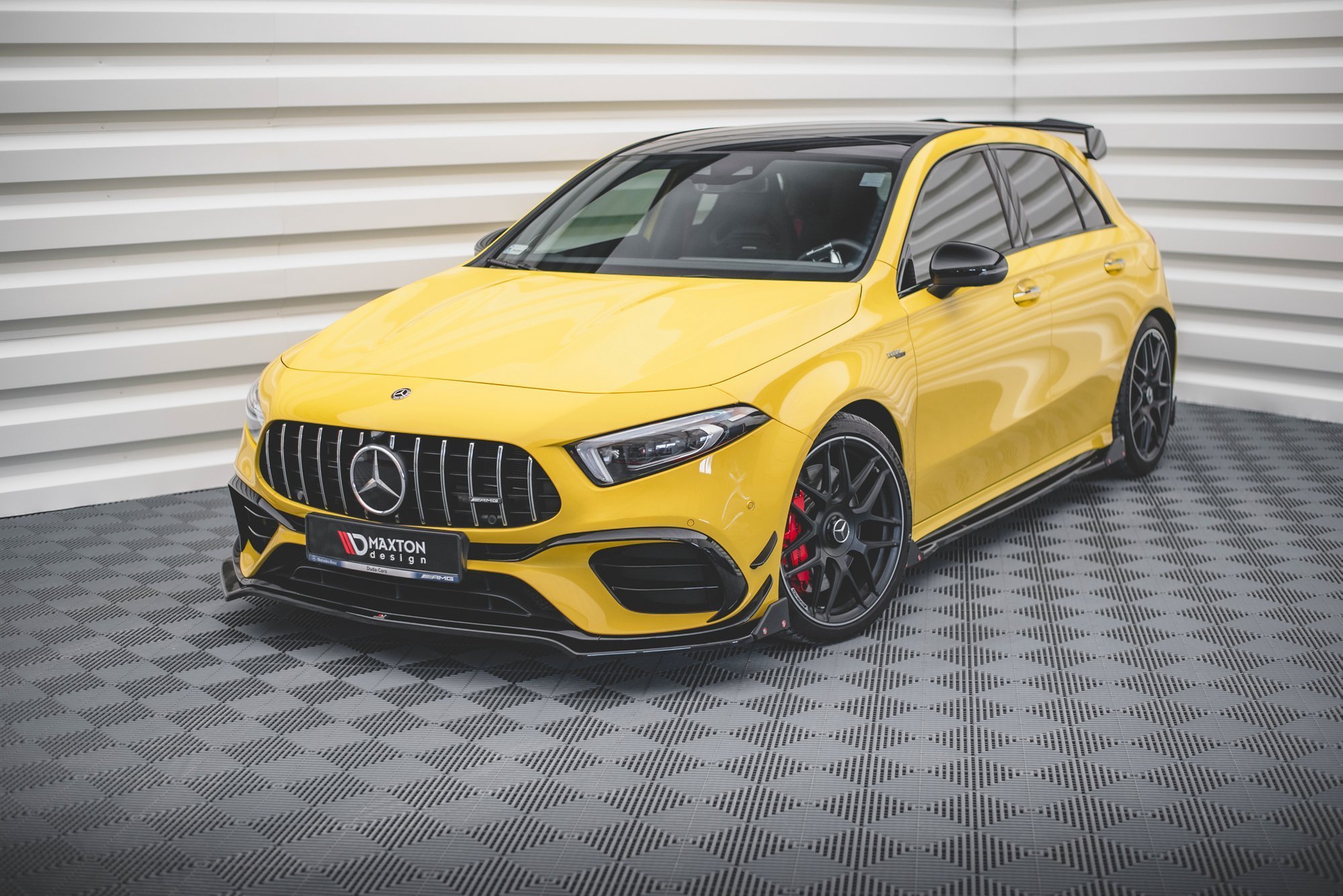 Maxton Design Front Ansatz V.3 +Flaps für Mercedes-AMG A 45 S Aero Pack W177