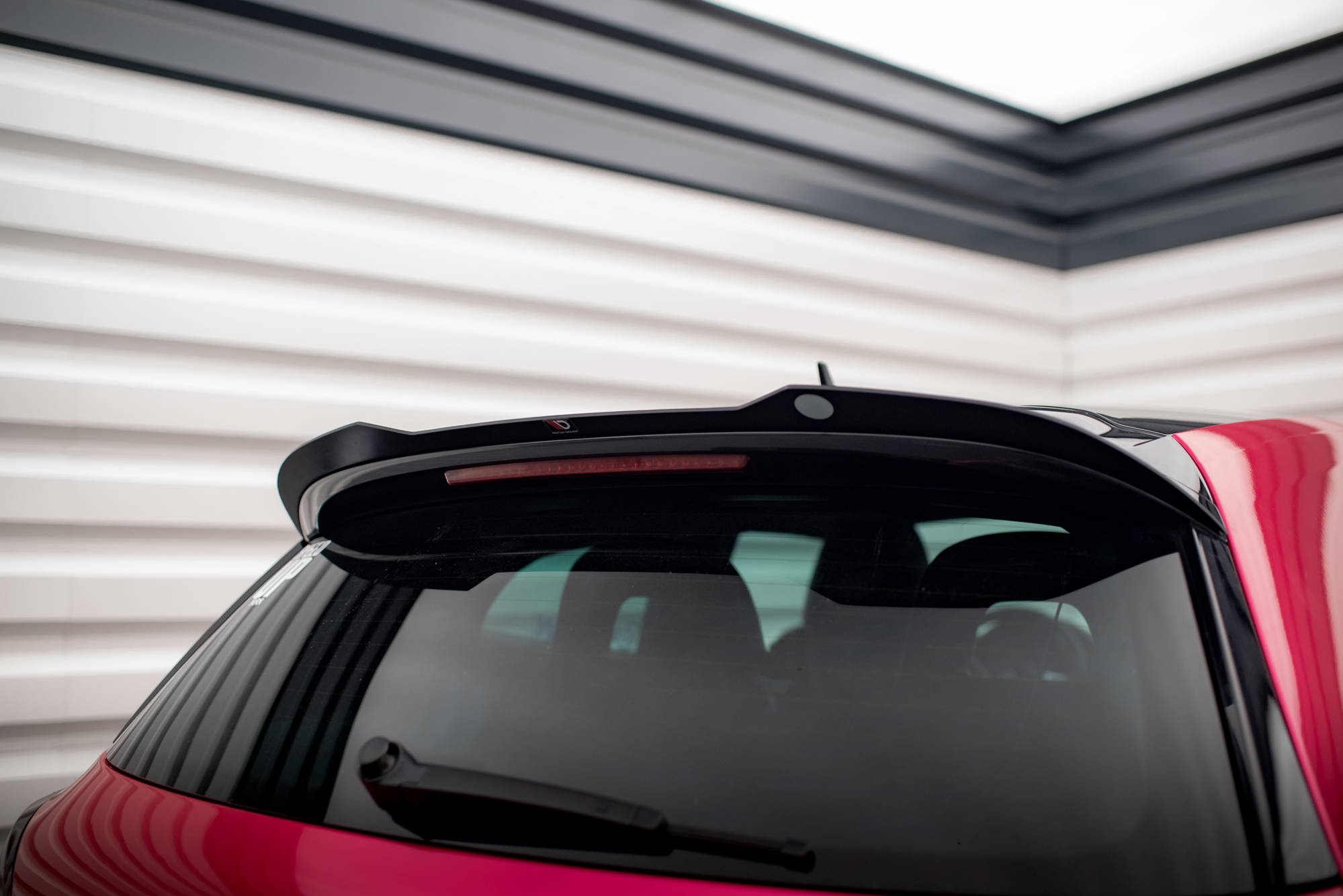 Maxton Design Spoiler CAP V.2 für Volkswagen Scirocco Mk3 schwarz Hochglanz