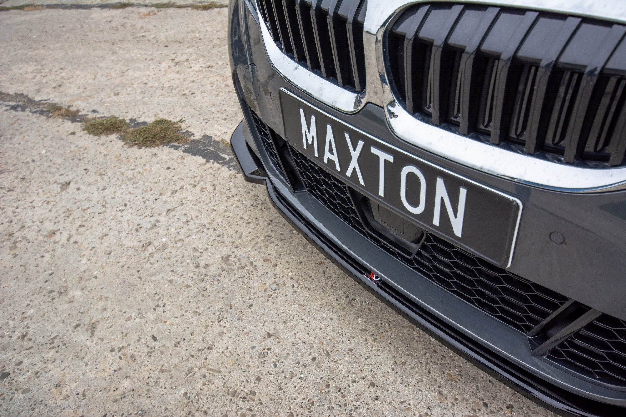 Maxton Design Front Ansatz V.2 für BMW 3er G20 M Paket schwarz Hochglanz