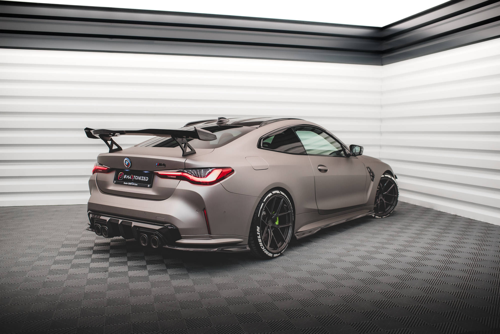 Maxton Design Carbon Fiber Dachschienen Spoiler BMW M4 G82