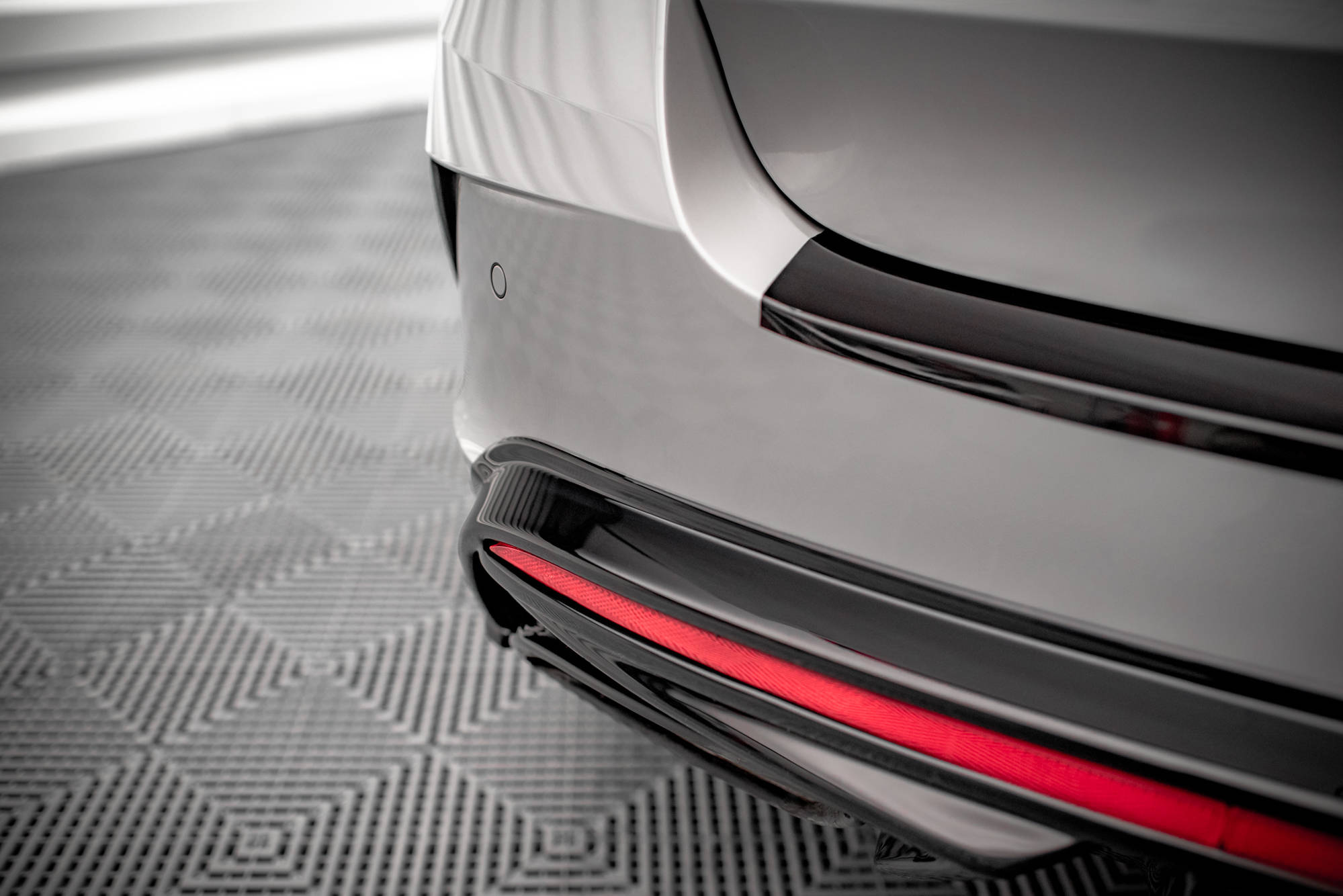 Maxton Design Diffusor Heck Ansatz für Skoda Octavia RS Mk4 schwarz Hochglanz