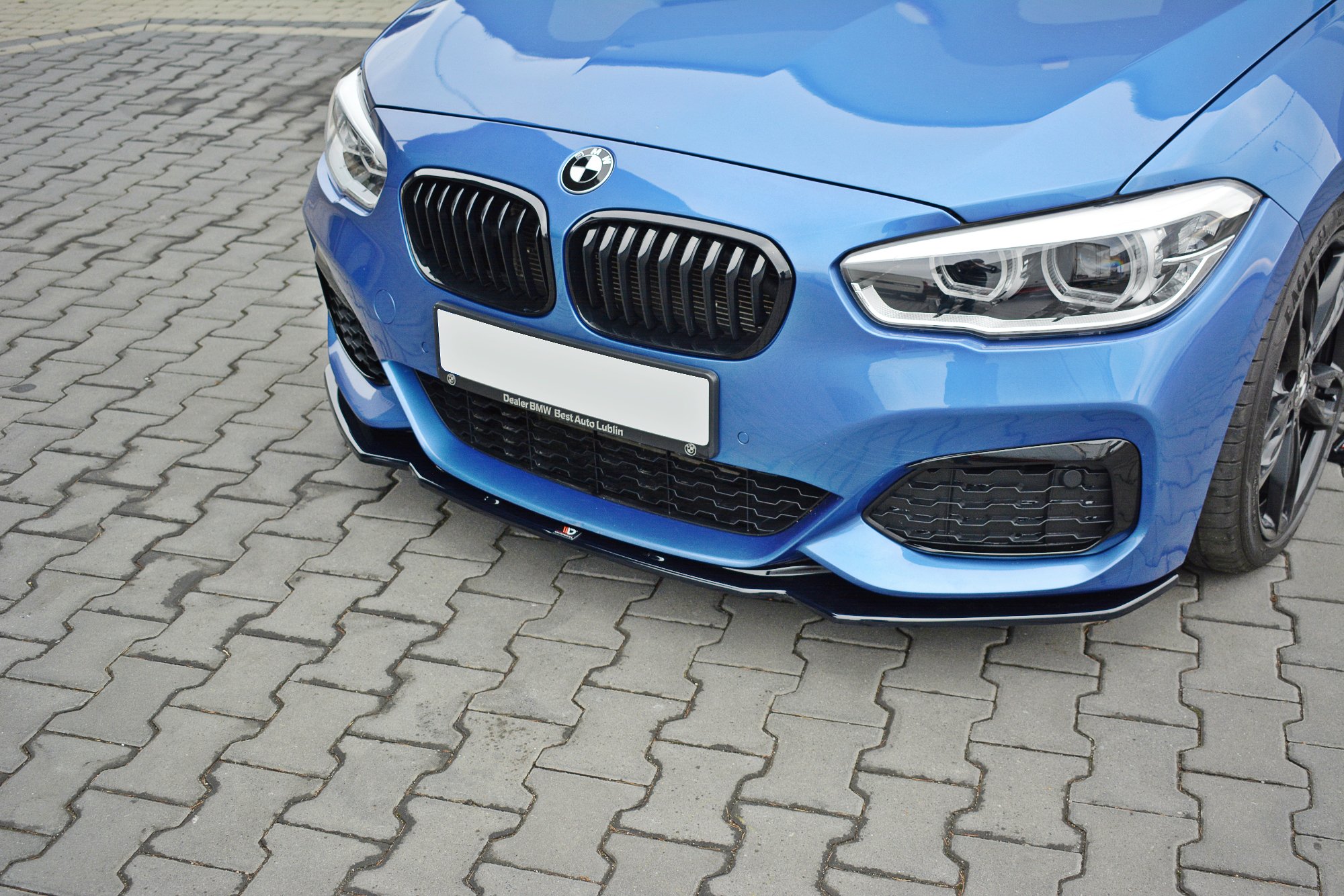 Maxton Design Front Ansatz V.1 für BMW 1er F20/F21 M-Power FACELIFT schwarz Hochglanz