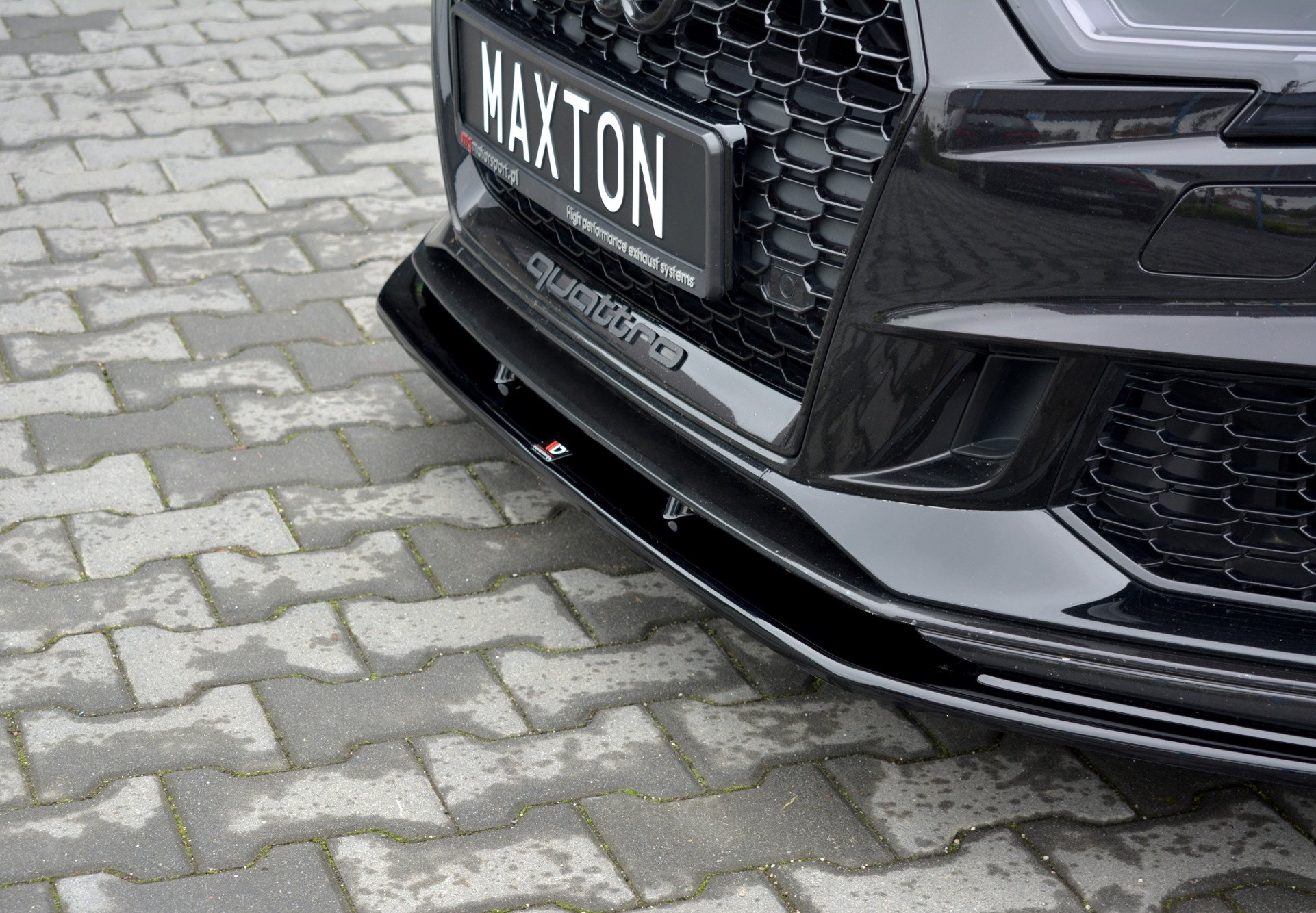 Maxton Design Front Ansatz V.1 für Audi RS3 8V FL Sportback schwarz Hochglanz