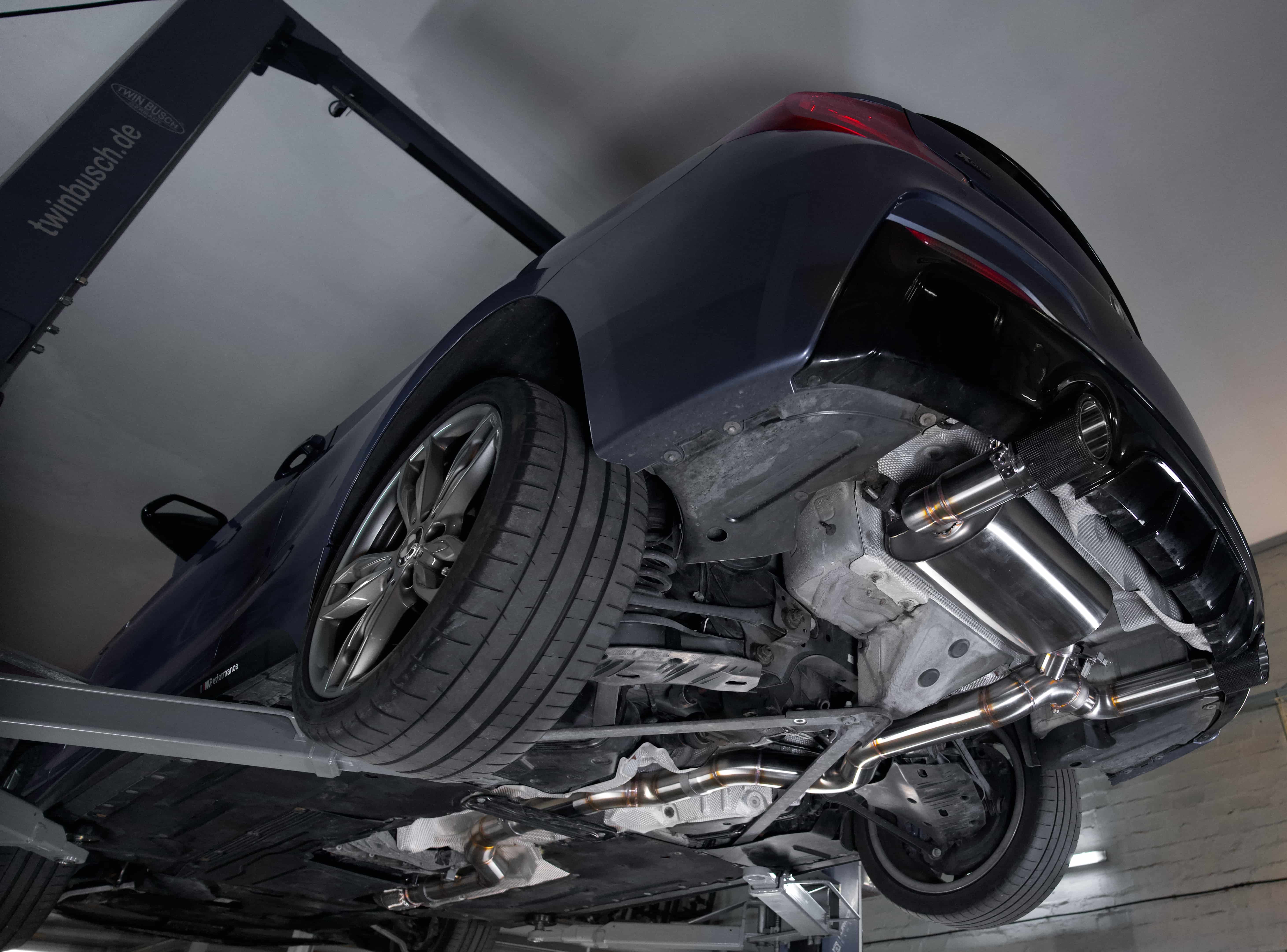 Hurricane 3,5" Auspuffanlage für BMW M235i F22 (+ F23) Coupé / Cabriolet 326PS Hurricane 3,5" Auspuffanlage für BMW M235i F22 (+ F23) Coupé / Cabriolet 326PS