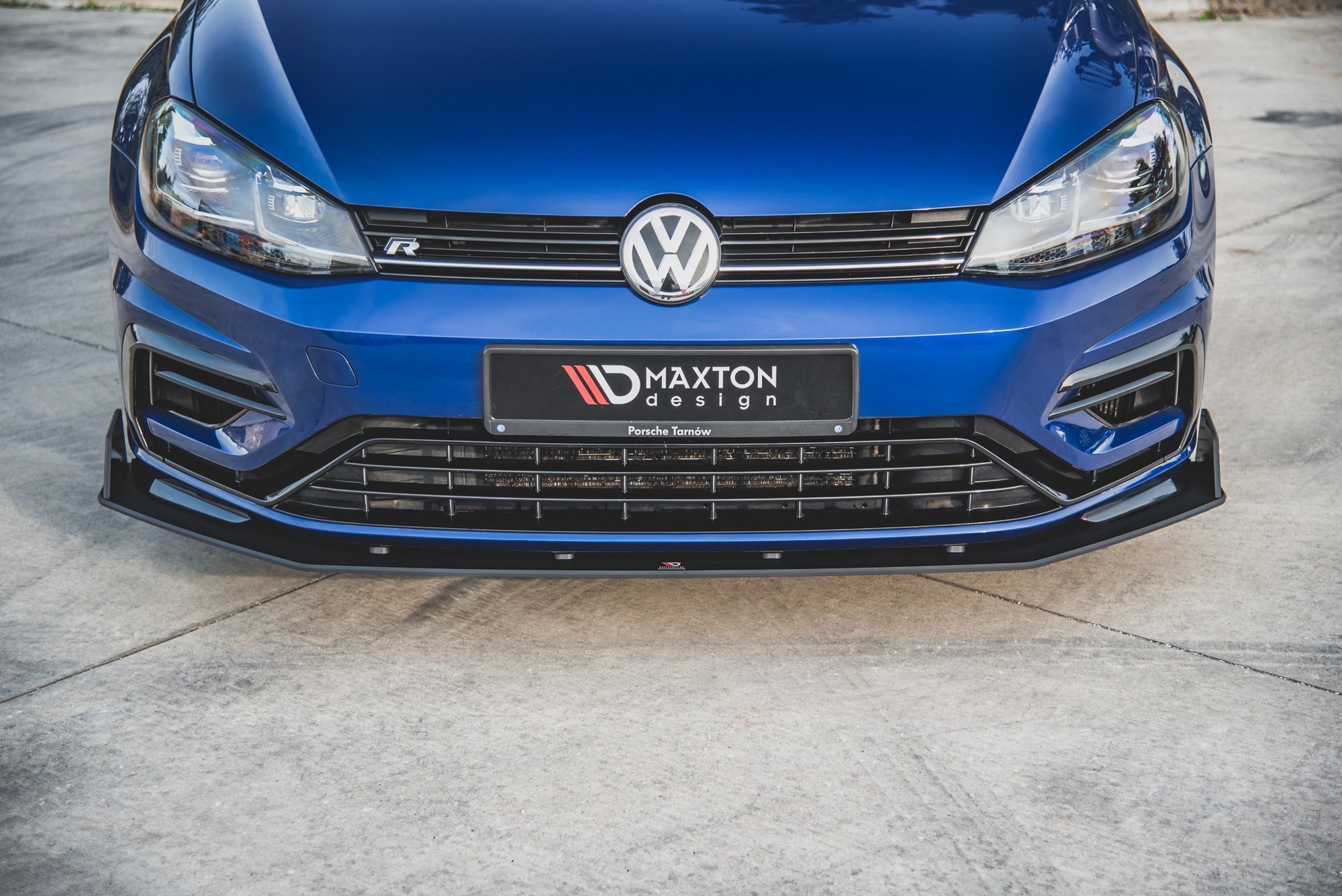 Maxton Design Robuste Racing Front Ansatz V.2 für passend für VW Golf 7 R / R-Line Facelift