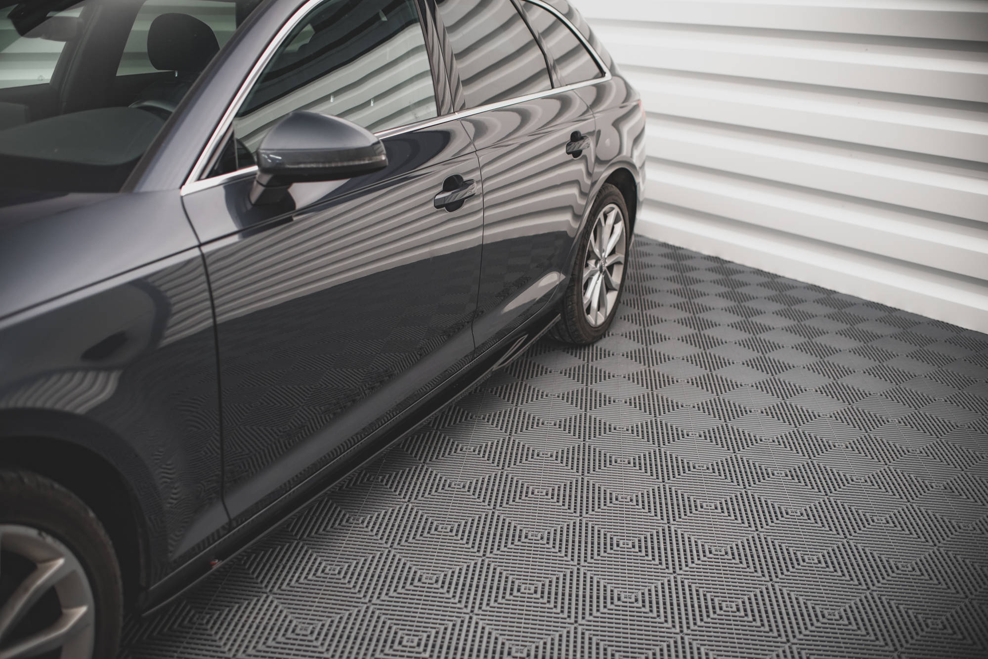 Maxton Design Seitenschweller Ansatz für Audi A4 Avant B9 schwarz Hochglanz