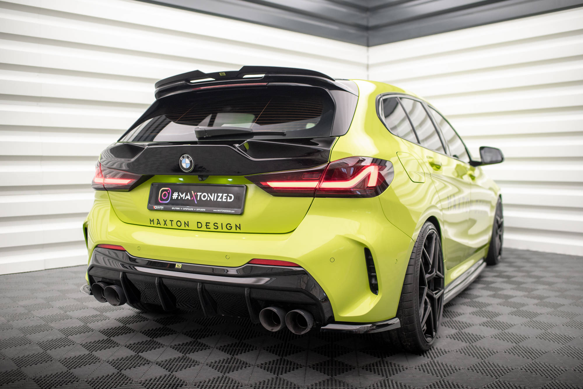 Maxton Design Heckscheiben Spoiler für BMW 1er F40 M-Paket / M135i schwarz Hochglanz