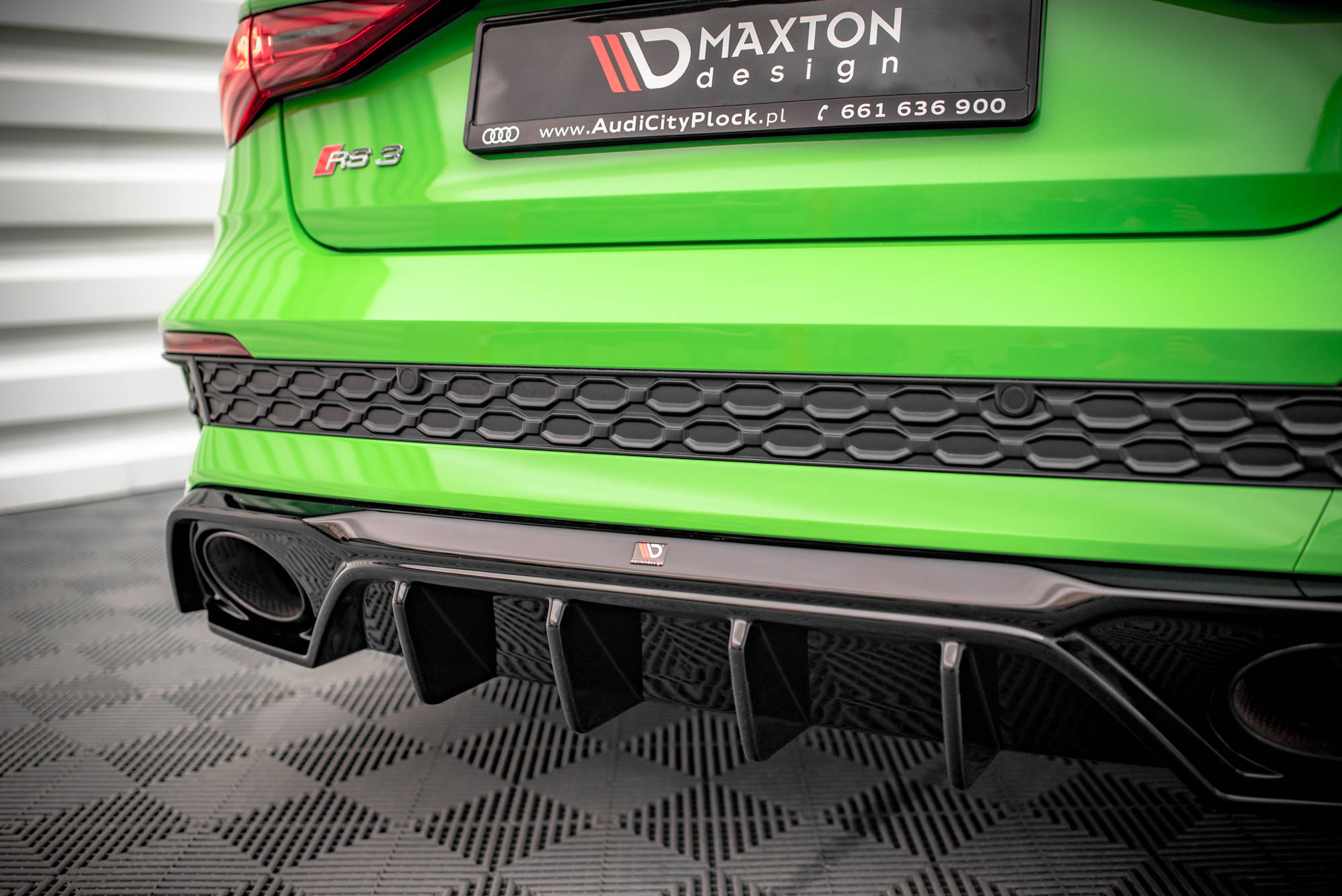 Maxton Design Diffusor Heck Ansatz für Audi RS3 8Y schwarz Hochglanz