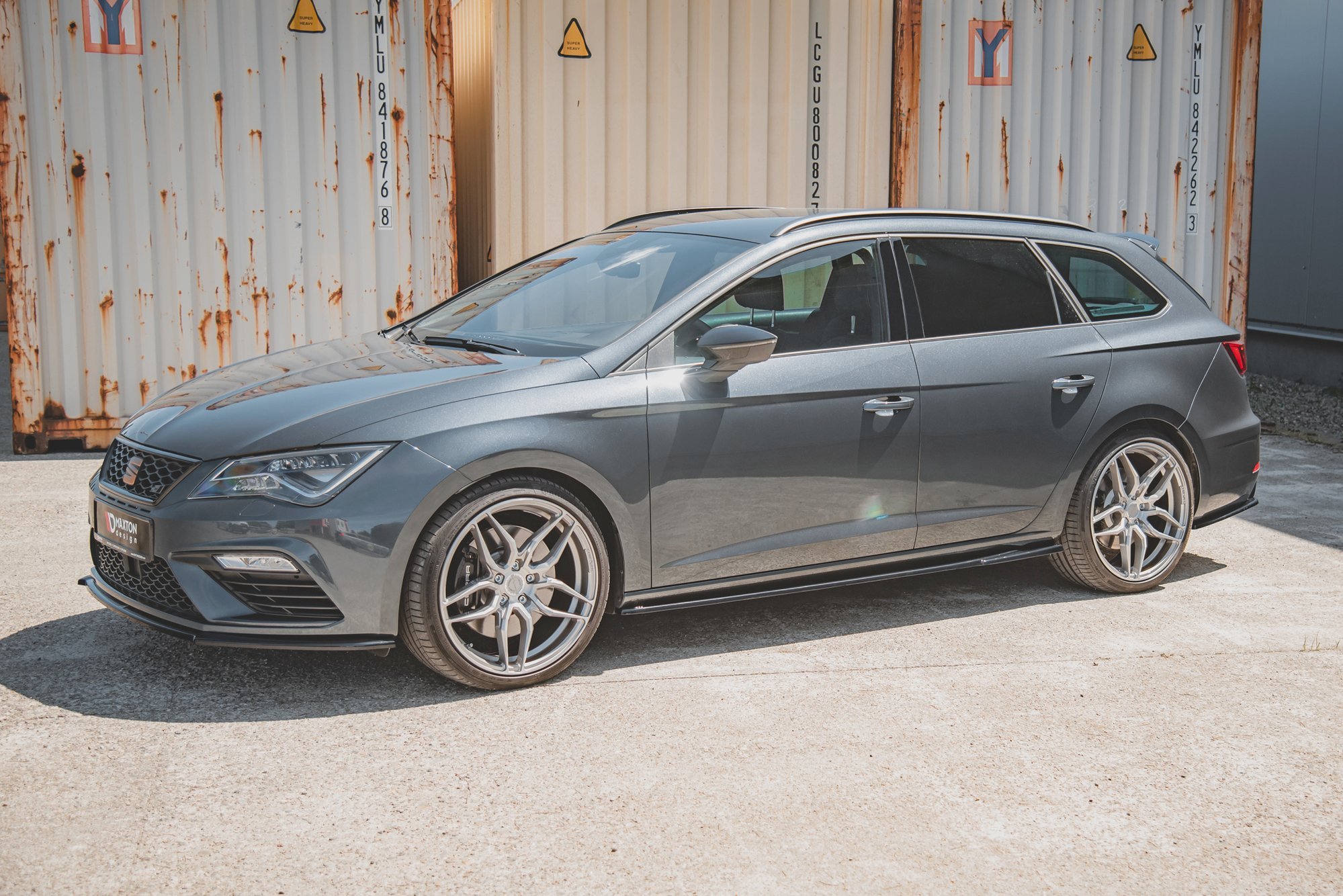 Maxton Design Seitenschweller Ansatz Cup Leisten V.5 für Seat Leon Mk3 Cupra/ FR Facelift schwarz Hochglanz 