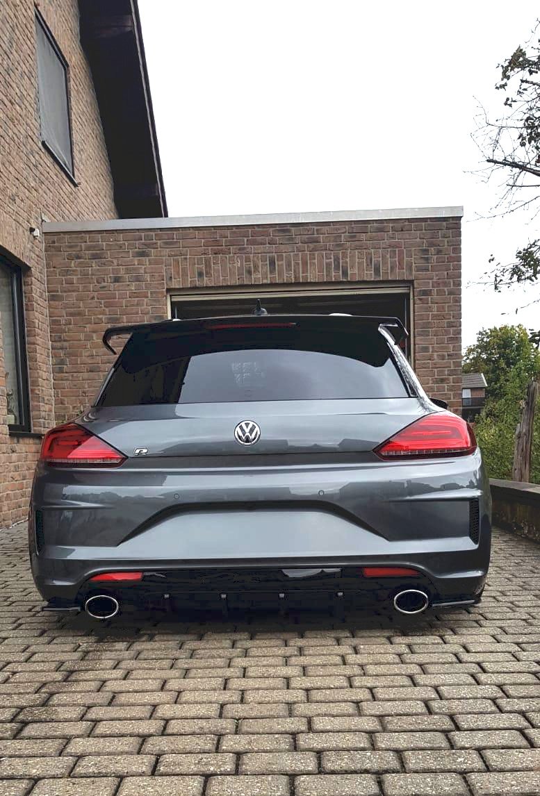 Maxton Design Heck Ansatz Flaps Diffusor für VOLKSWAGEN SCIROCCO MK.3 R FACELIFT schwarz Hochglanz