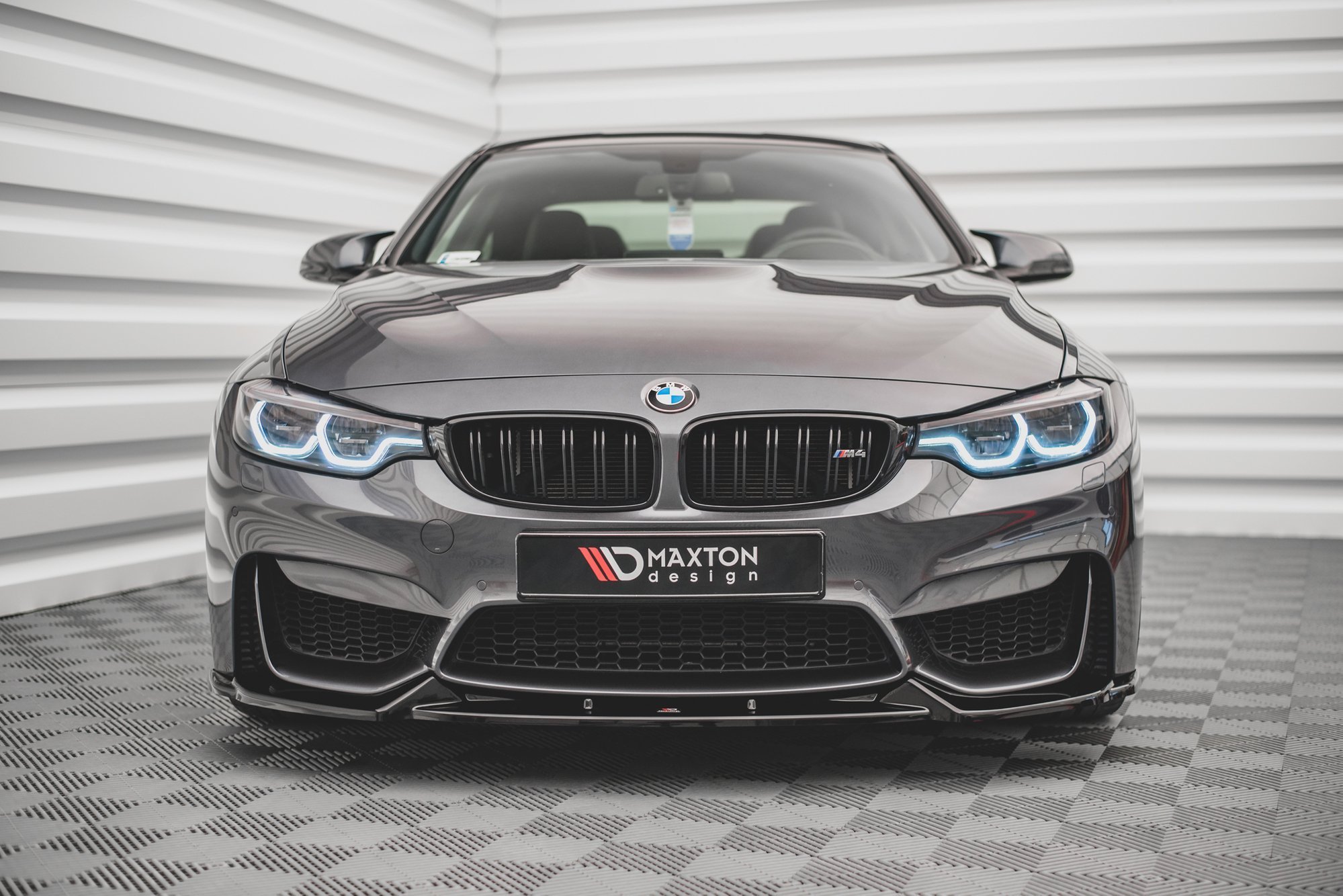 Maxton Design Front Ansatz für BMW M4 F82 schwarz Hochglanz