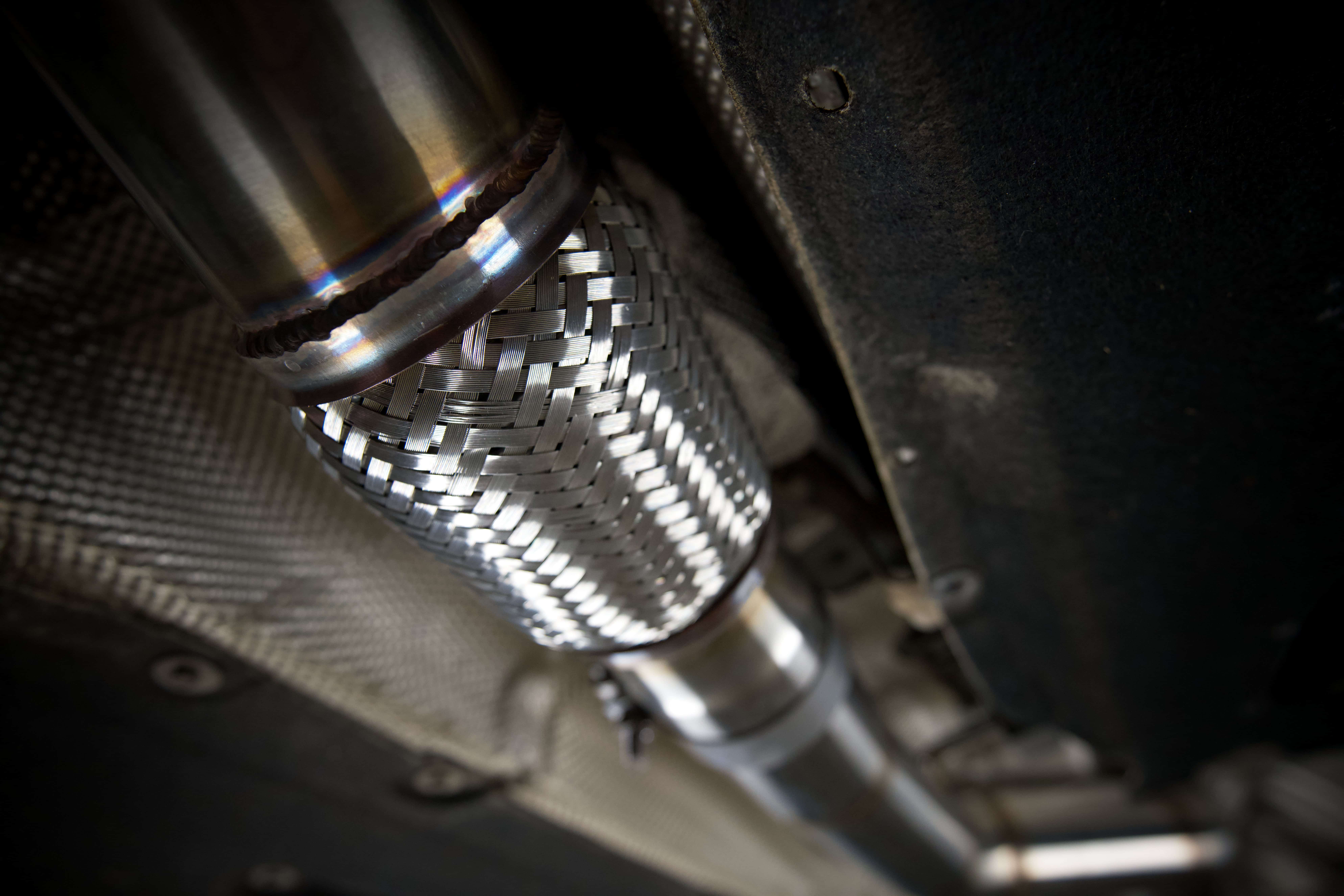 Hurricane 3,5" Auspuffanlage für BMW F87 M2 N55 370PS Hurricane 3,5" Auspuffanlage für BMW F87 M2 N55 370PS