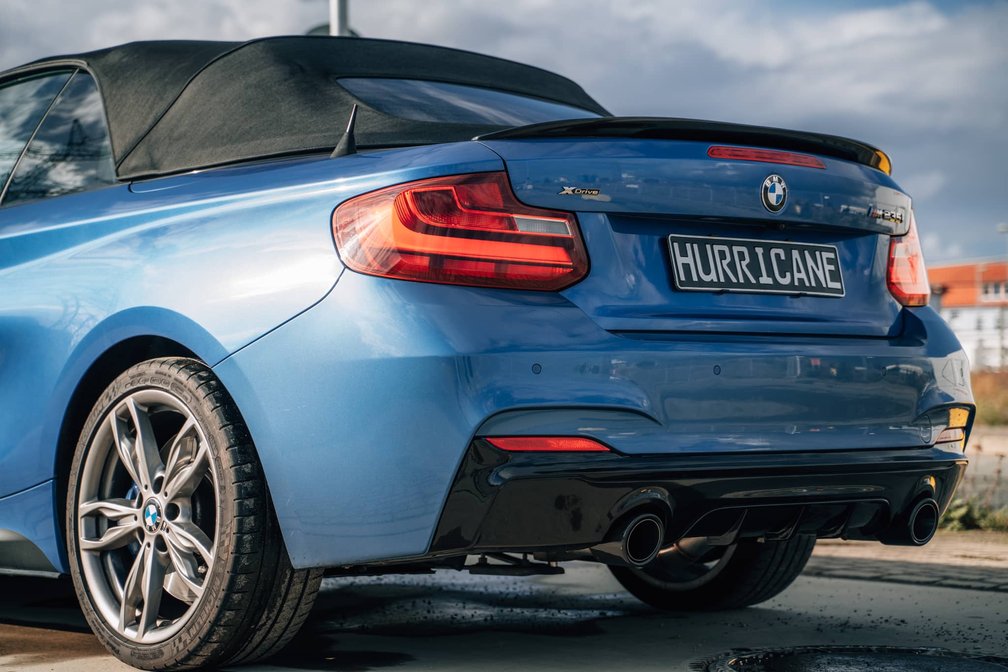 Hurricane 3,5" Auspuffanlage für BMW M235i F22 (+ F23) Coupé / Cabriolet 326PS Hurricane 3,5" Auspuffanlage für BMW M235i F22 (+ F23) Coupé / Cabriolet 326PS