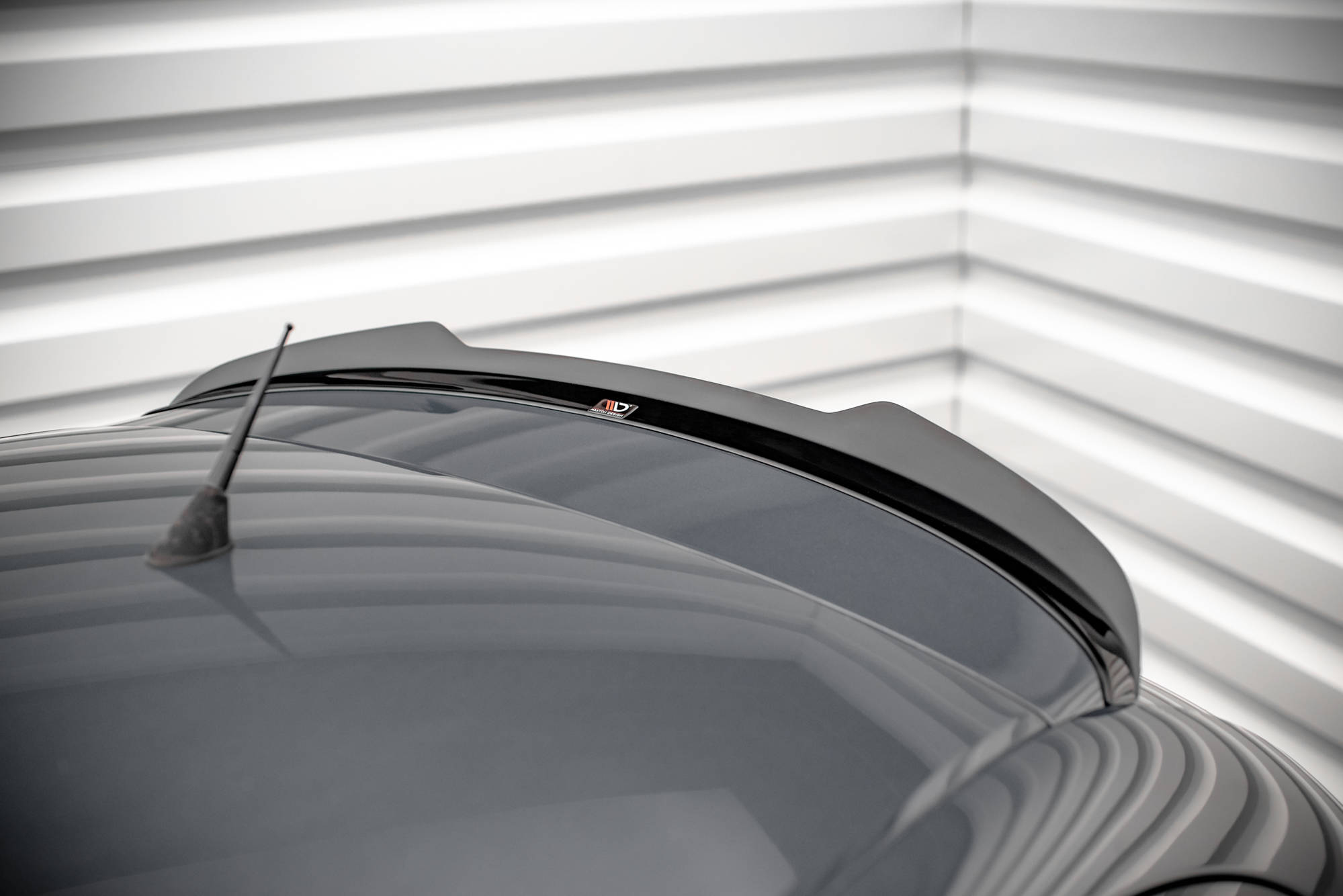 Maxton Design Spoiler CAP für Seat Ibiza Cupra Mk3 schwarz Hochglanz