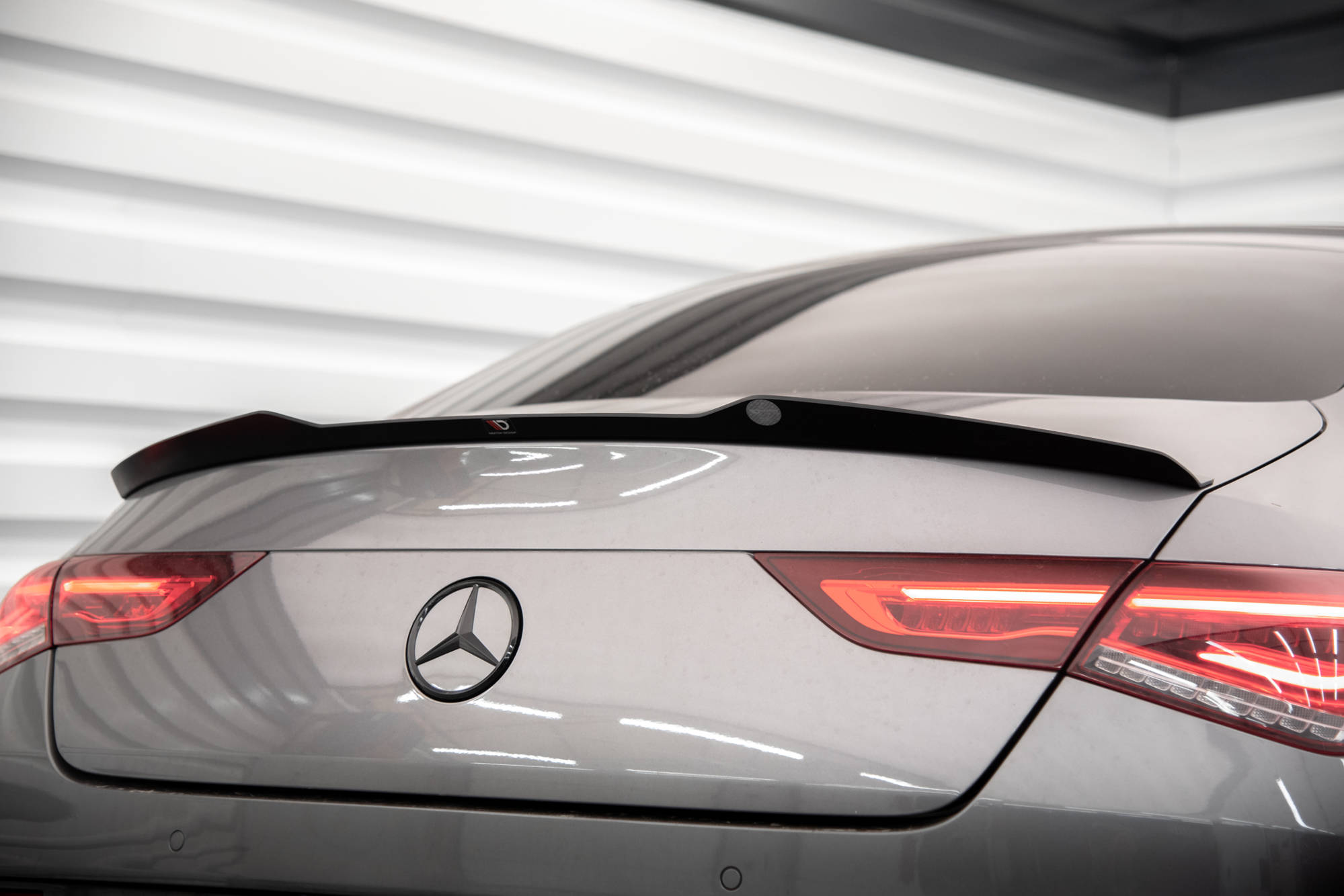 Maxton Design Spoiler CAP für Mercedes-Benz CLA Coupe C118 schwarz Hochglanz