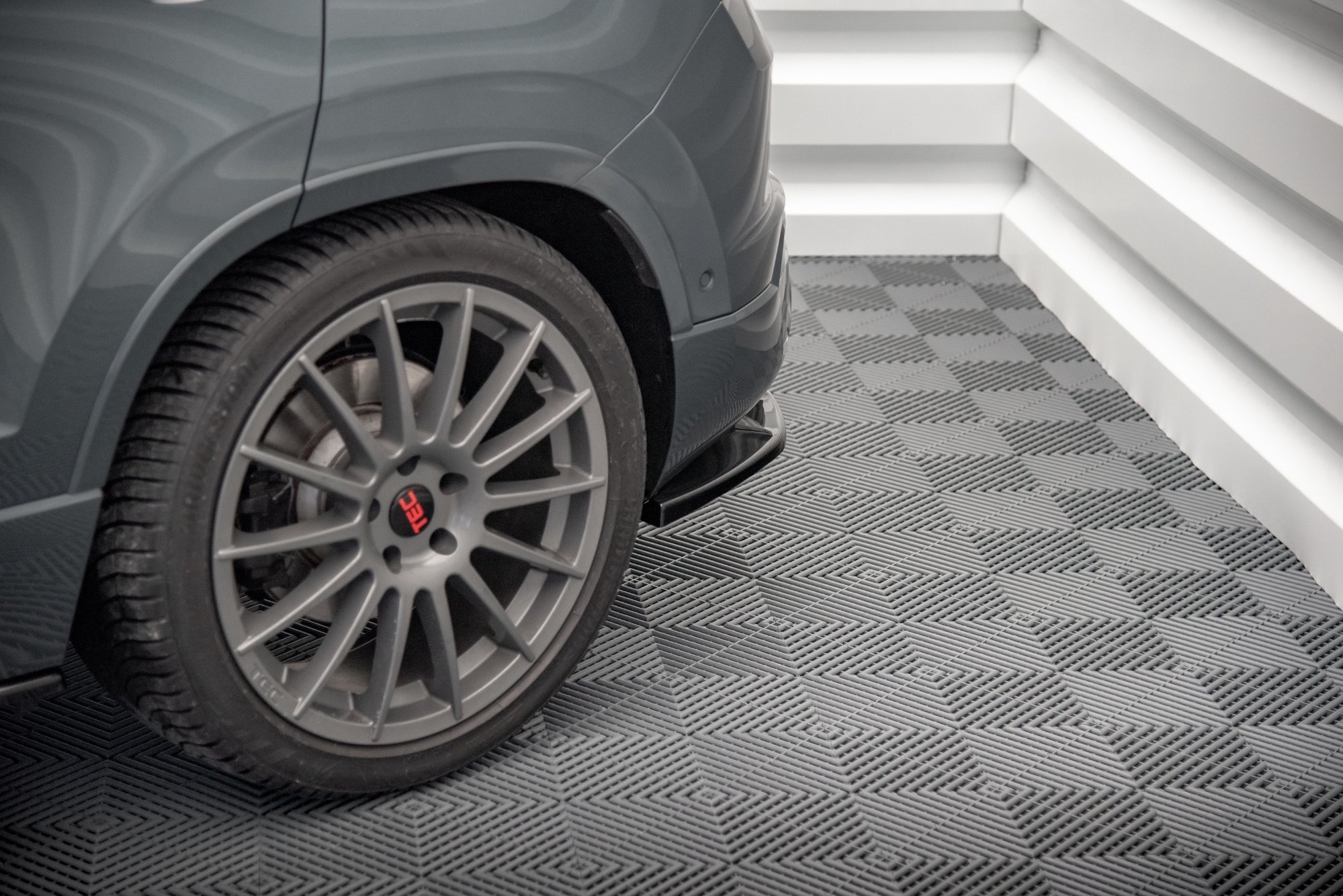 Maxton Design Heck Ansatz Flaps Diffusor für Cupra Ateca schwarz Hochglanz