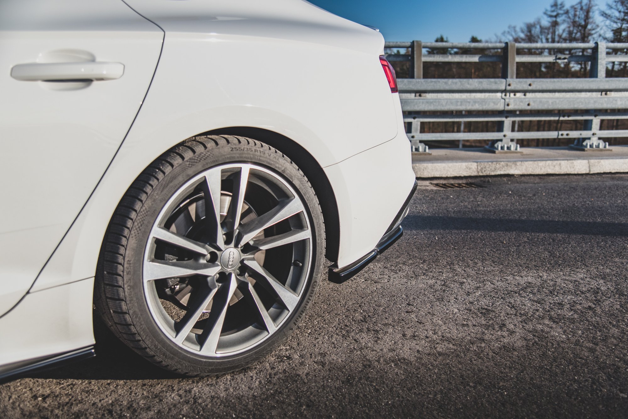 Maxton Design Heck Ansatz Flaps Diffusor für Audi S5 Sportback F5 Facelift schwarz Hochglanz