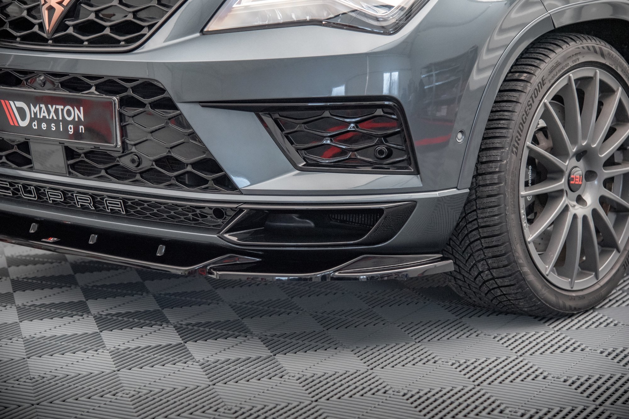 Maxton Design Front Ansatz V.2 für Cupra Ateca schwarz Hochglanz