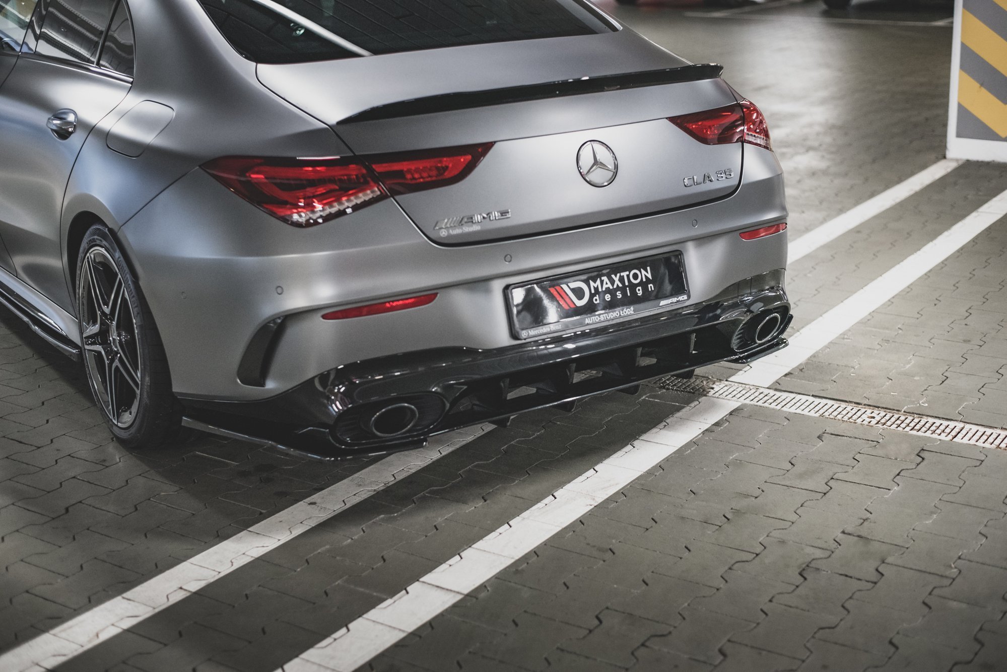 Maxton Design Heck Ansatz Flaps Diffusor für Mercedes-AMG CLA 35 Aero / 45 Aero C118 schwarz Hochglanz