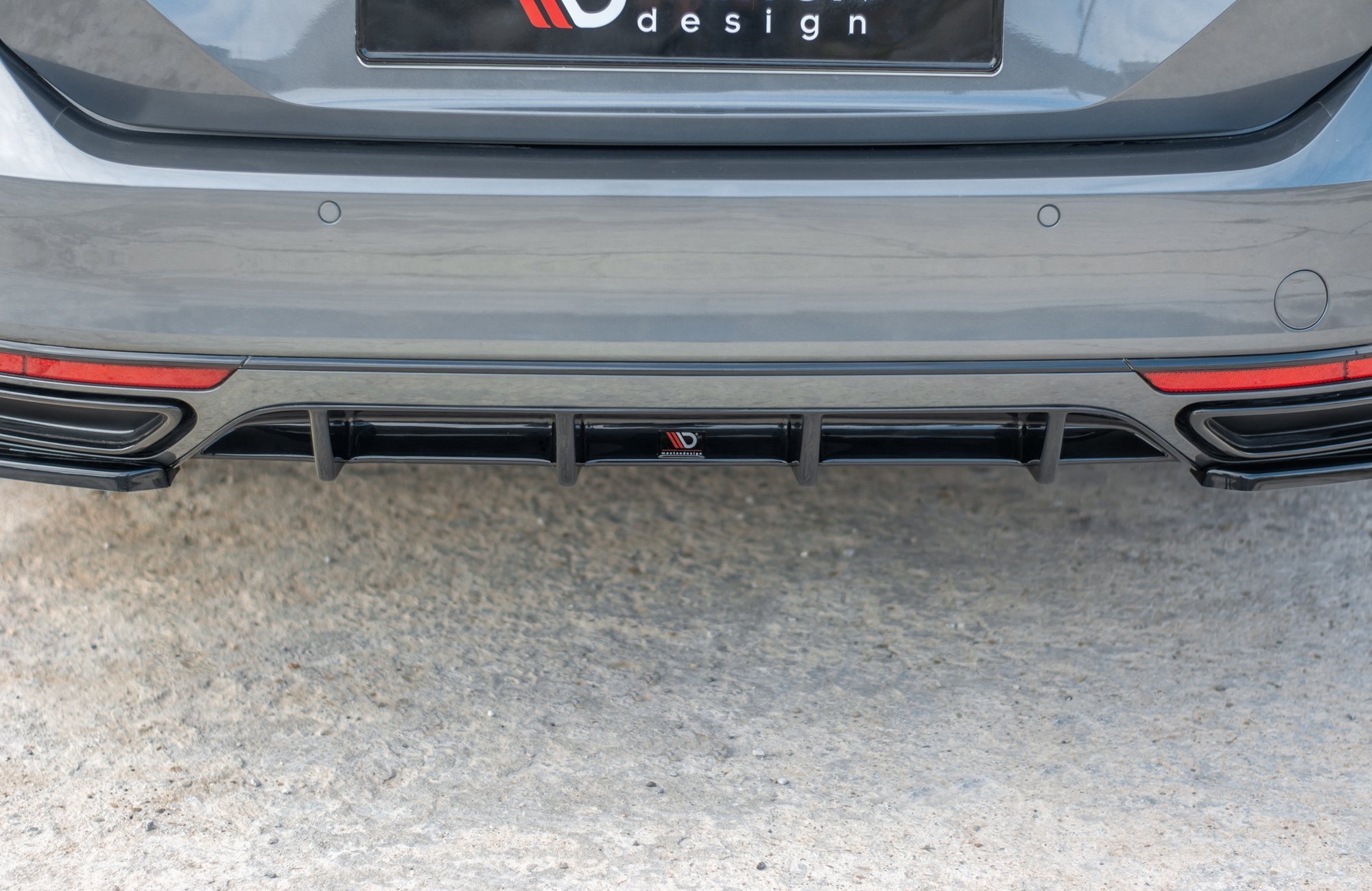 Maxton Design Diffusor Heck Ansatz für Volkswagen Passat R-Line B8 schwarz Hochglanz