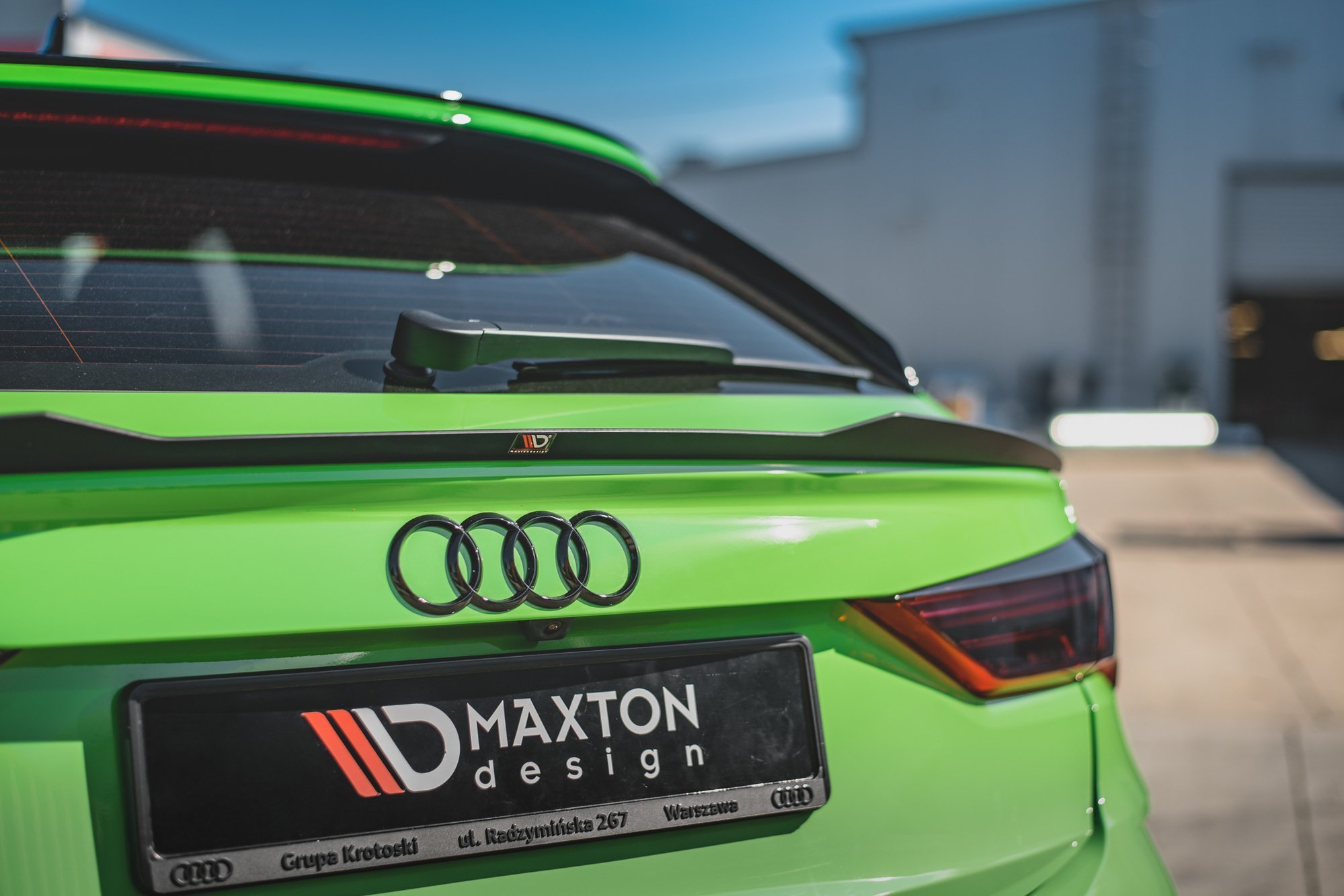 Maxton Design Spoiler CAP für Audi RSQ3 / Q3 S-Line Sportback F3 schwarz Hochglanz