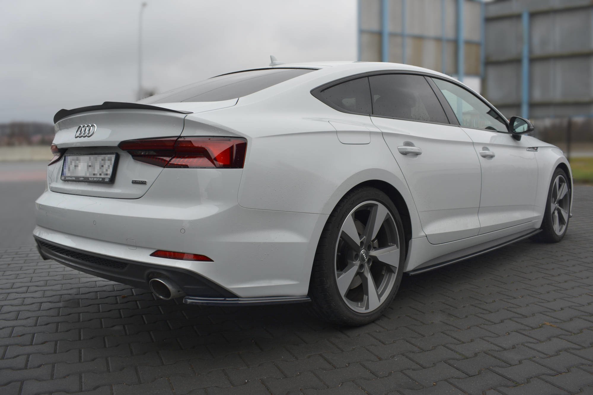 Maxton Design Seitenschweller Ansatz für Audi S5 / A5 S-Line F5 Sportback  schwarz Hochglanz